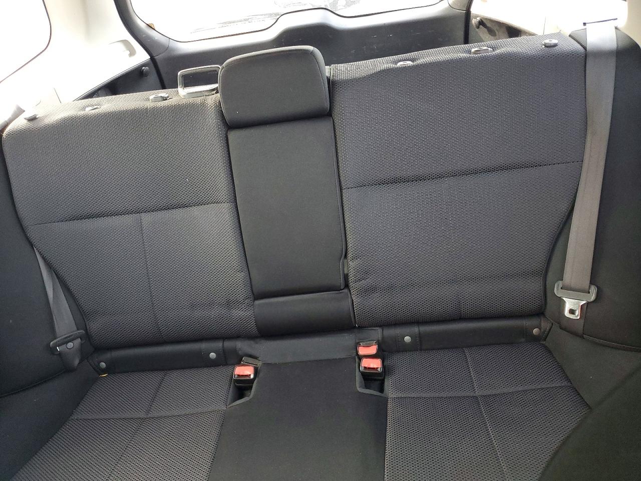 2013 Subaru Forester 2.5x Silver vin: JF2SHABC6DH409188