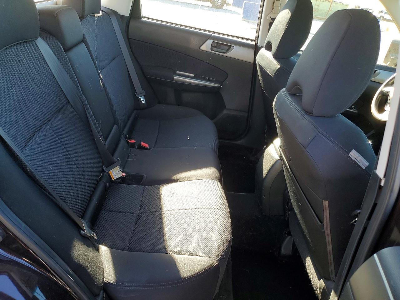 2013 Subaru Forester 2.5x Maroon vin: JF2SHABC6DH423480