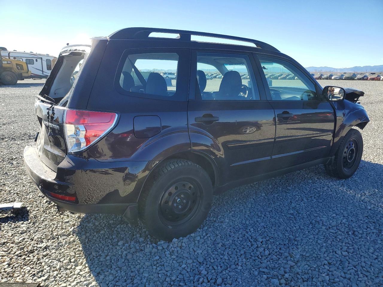 2013 Subaru Forester 2.5x Maroon vin: JF2SHABC6DH423480