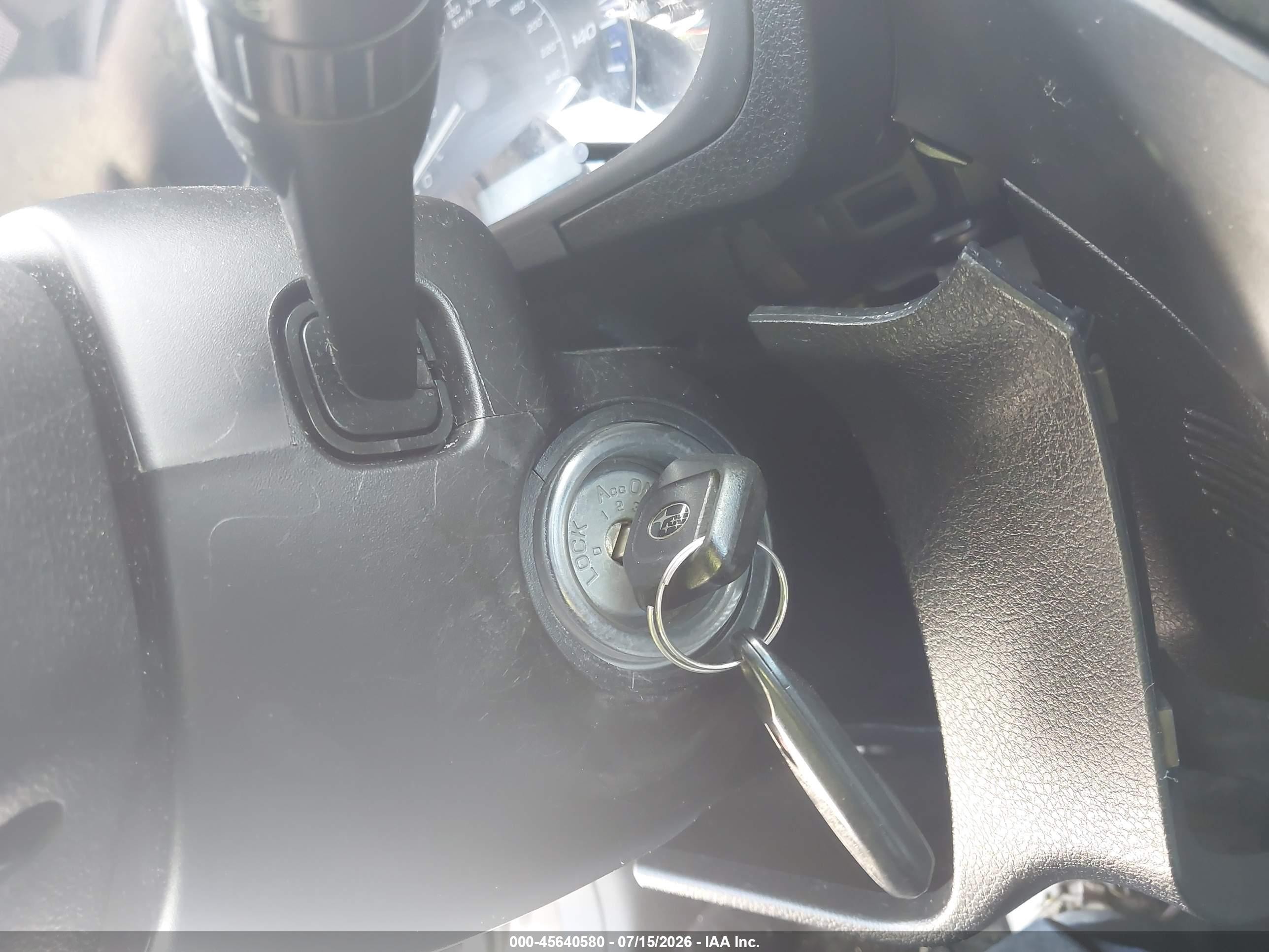 2013 Subaru Forester 2.5x Silver vin: JF2SHABC6DH428615