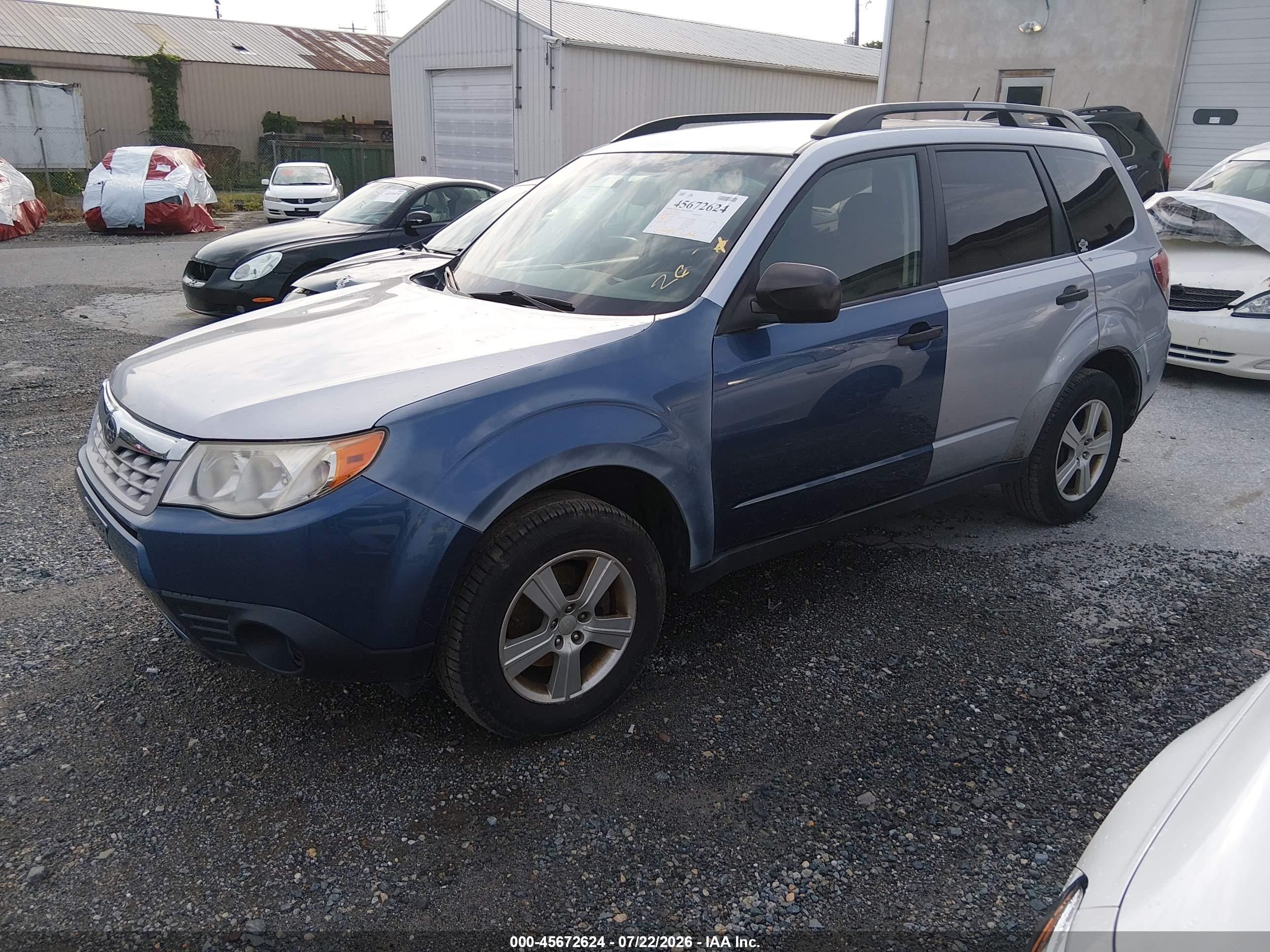 2013 Subaru Forester 2.5x Silver vin: JF2SHABC6DH435743