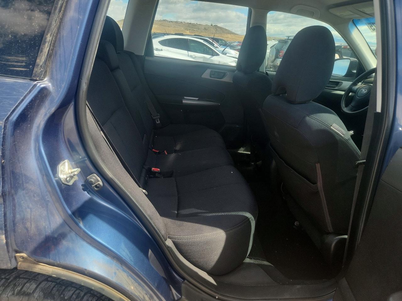 2011 Subaru Forester 2.5x Blue vin: JF2SHABC7BH737541
