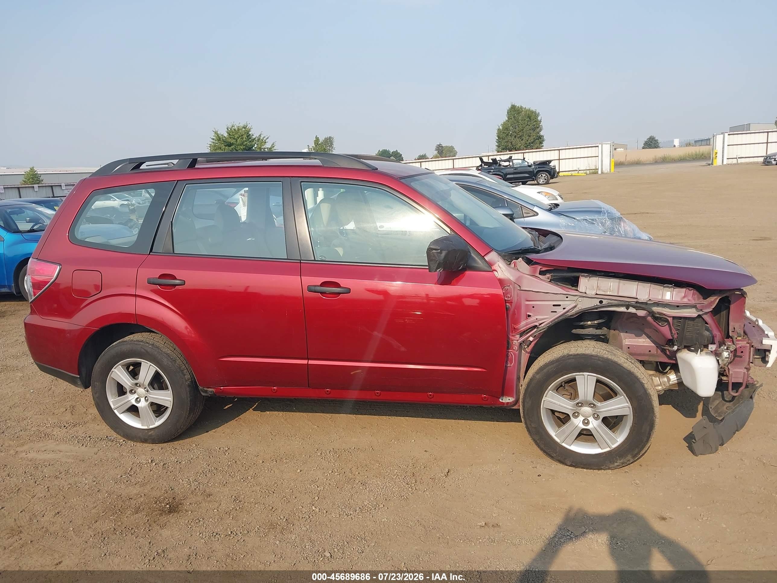 2011 Subaru Forester 2.5x Burgundy vin: JF2SHABC7BH767347