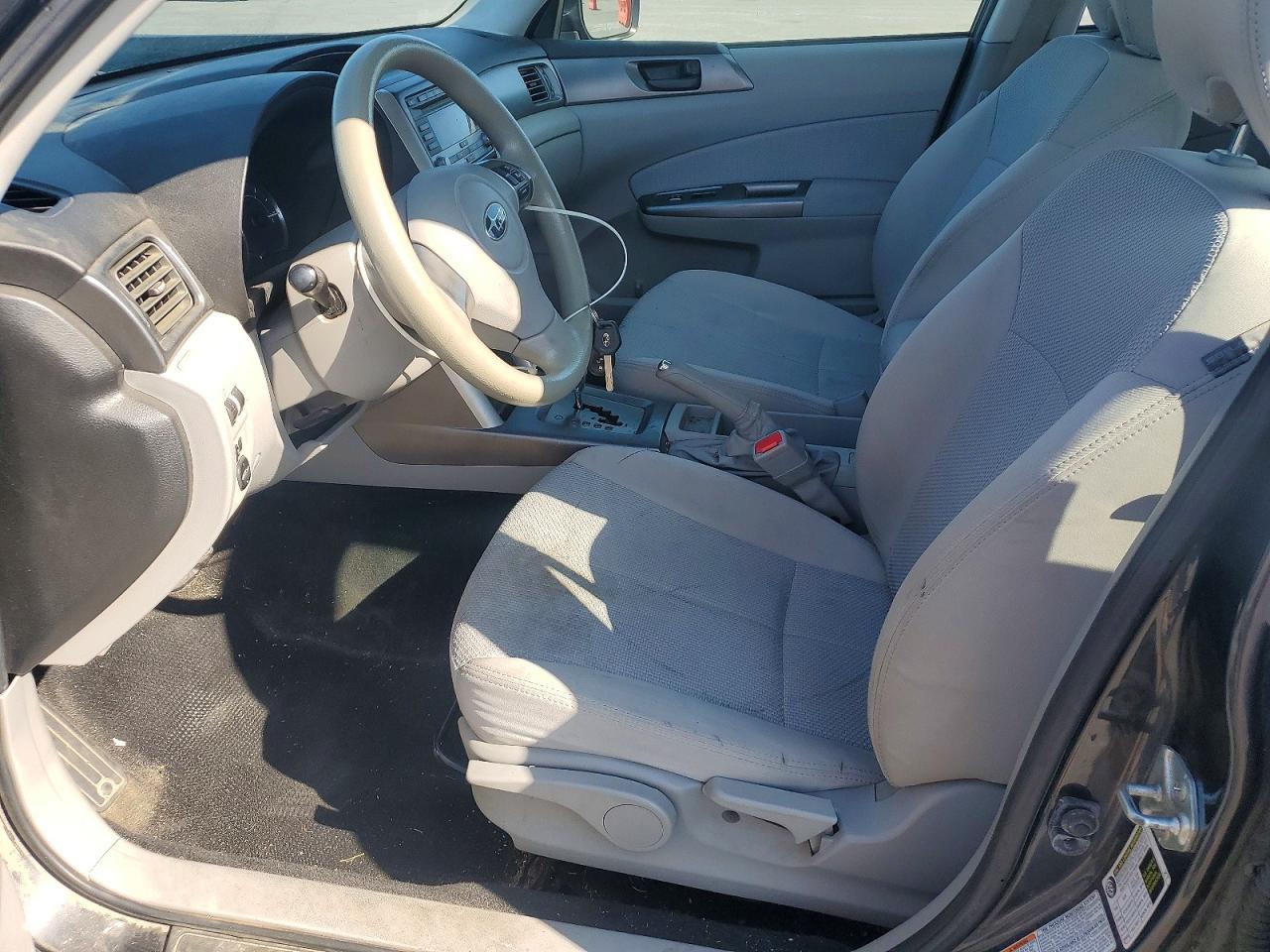 2012 Subaru Forester 2.5x Charcoal vin: JF2SHABC7CH428041