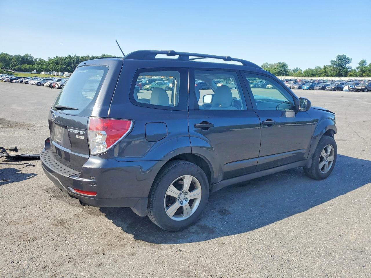 2012 Subaru Forester 2.5x Charcoal vin: JF2SHABC7CH428041