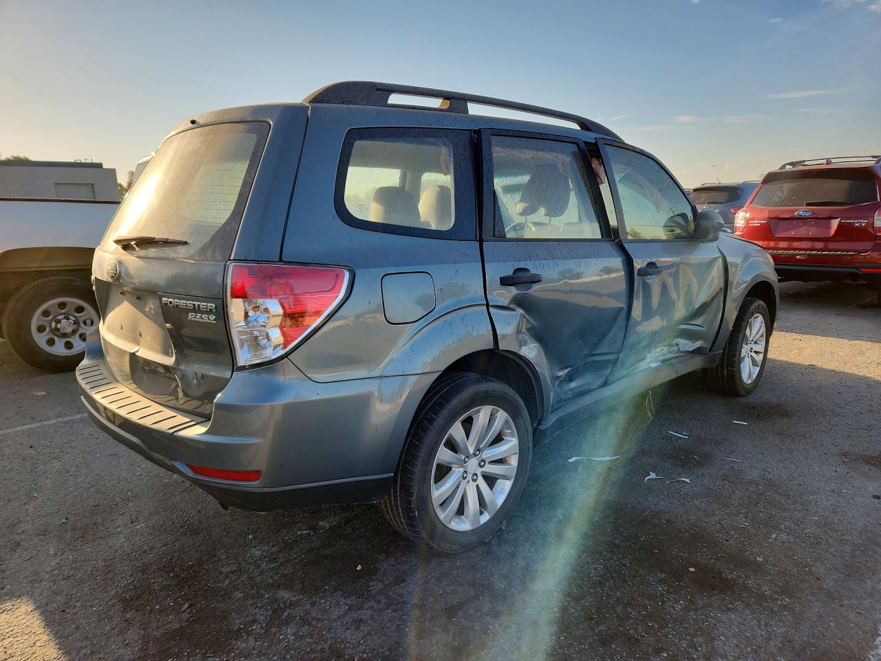 2012 Subaru Forester 2.5x Teal vin: JF2SHABC7CH436804