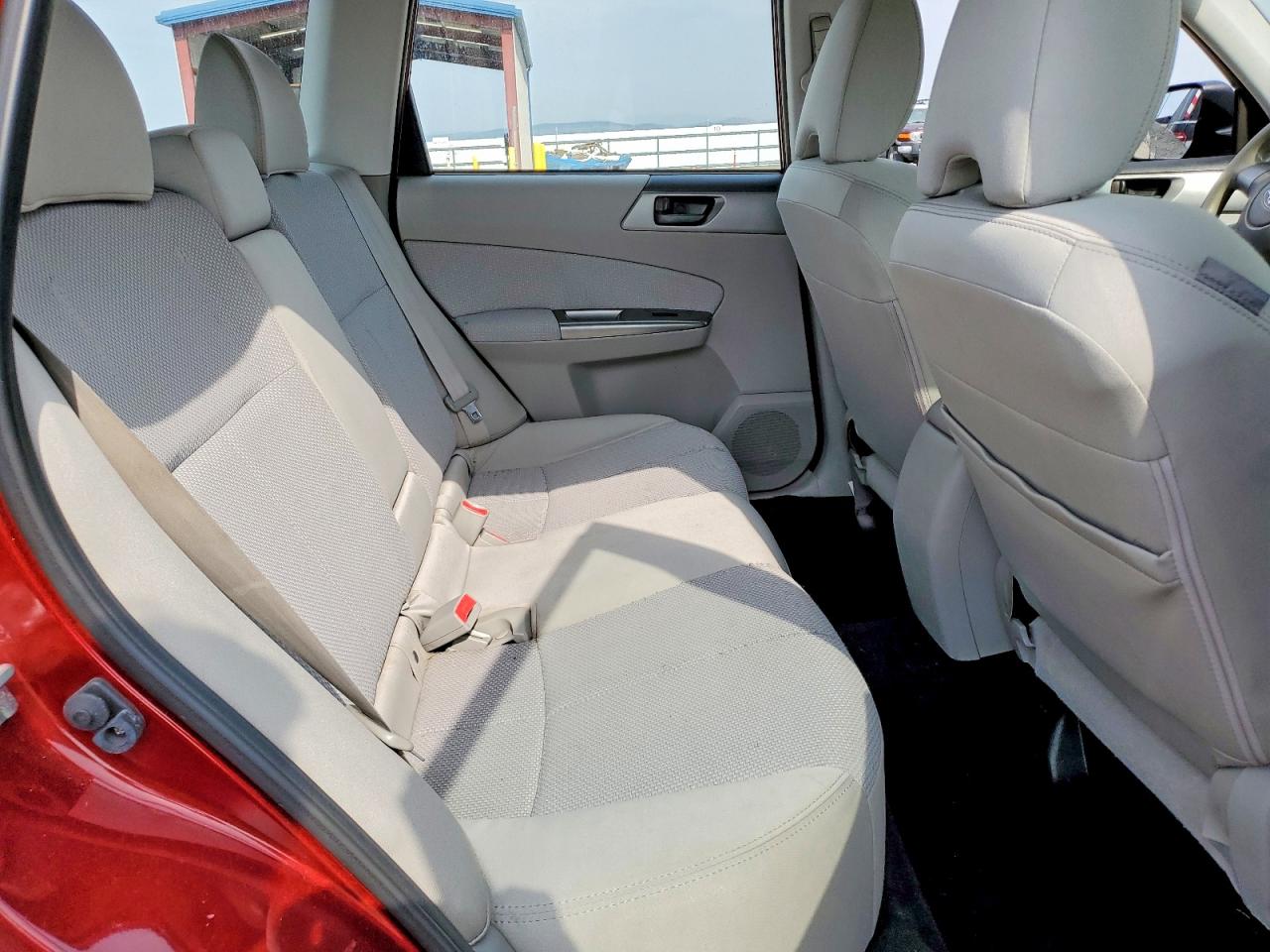 2012 Subaru Forester 2.5x Maroon vin: JF2SHABC7CH438536
