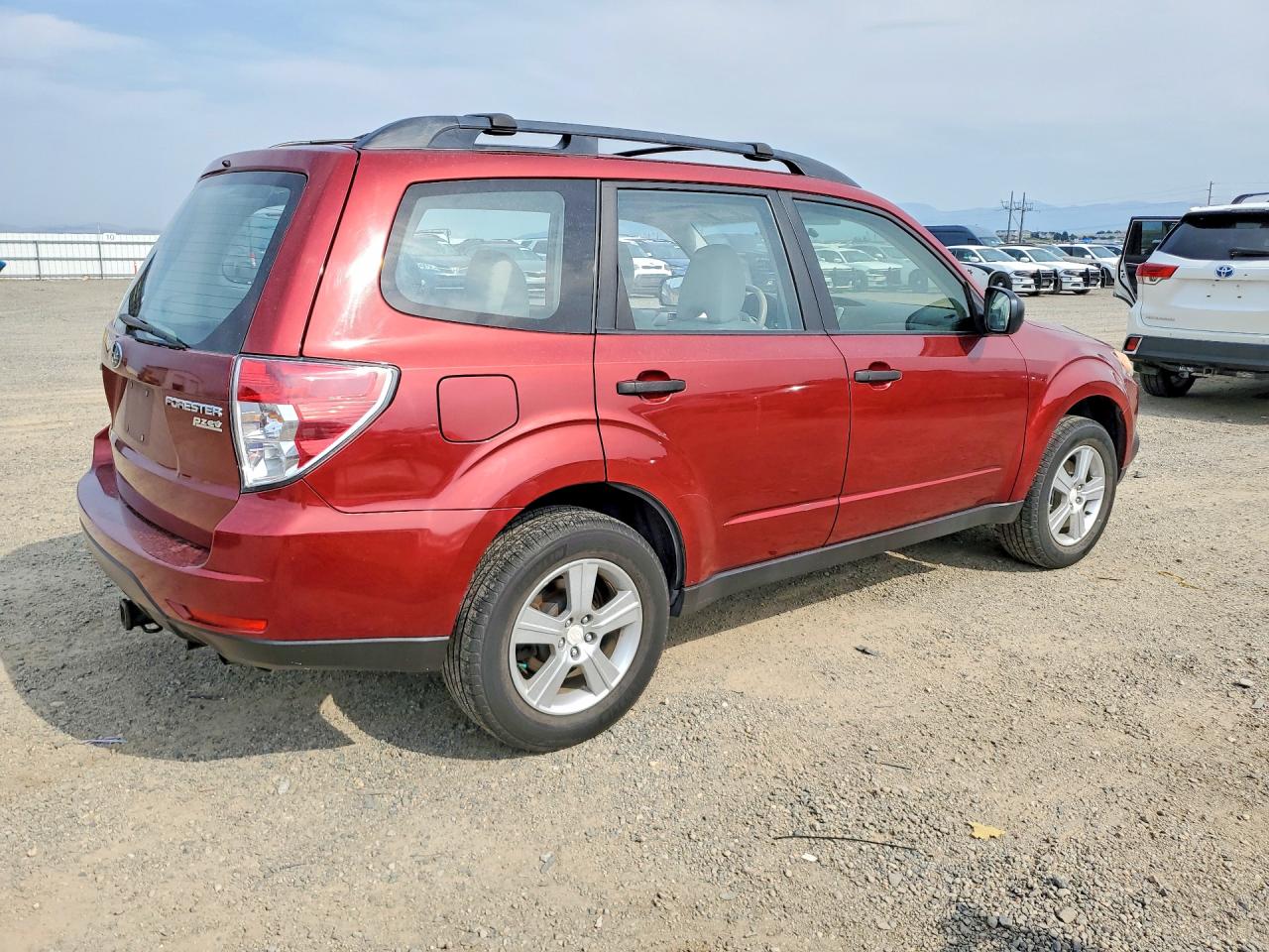 2012 Subaru Forester 2.5x Maroon vin: JF2SHABC7CH438536