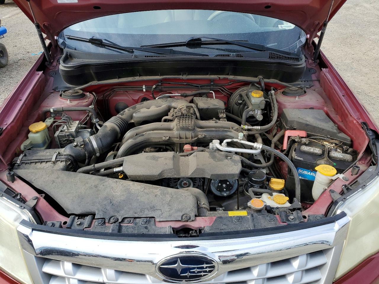 2012 Subaru Forester 2.5x Maroon vin: JF2SHABC7CH438536