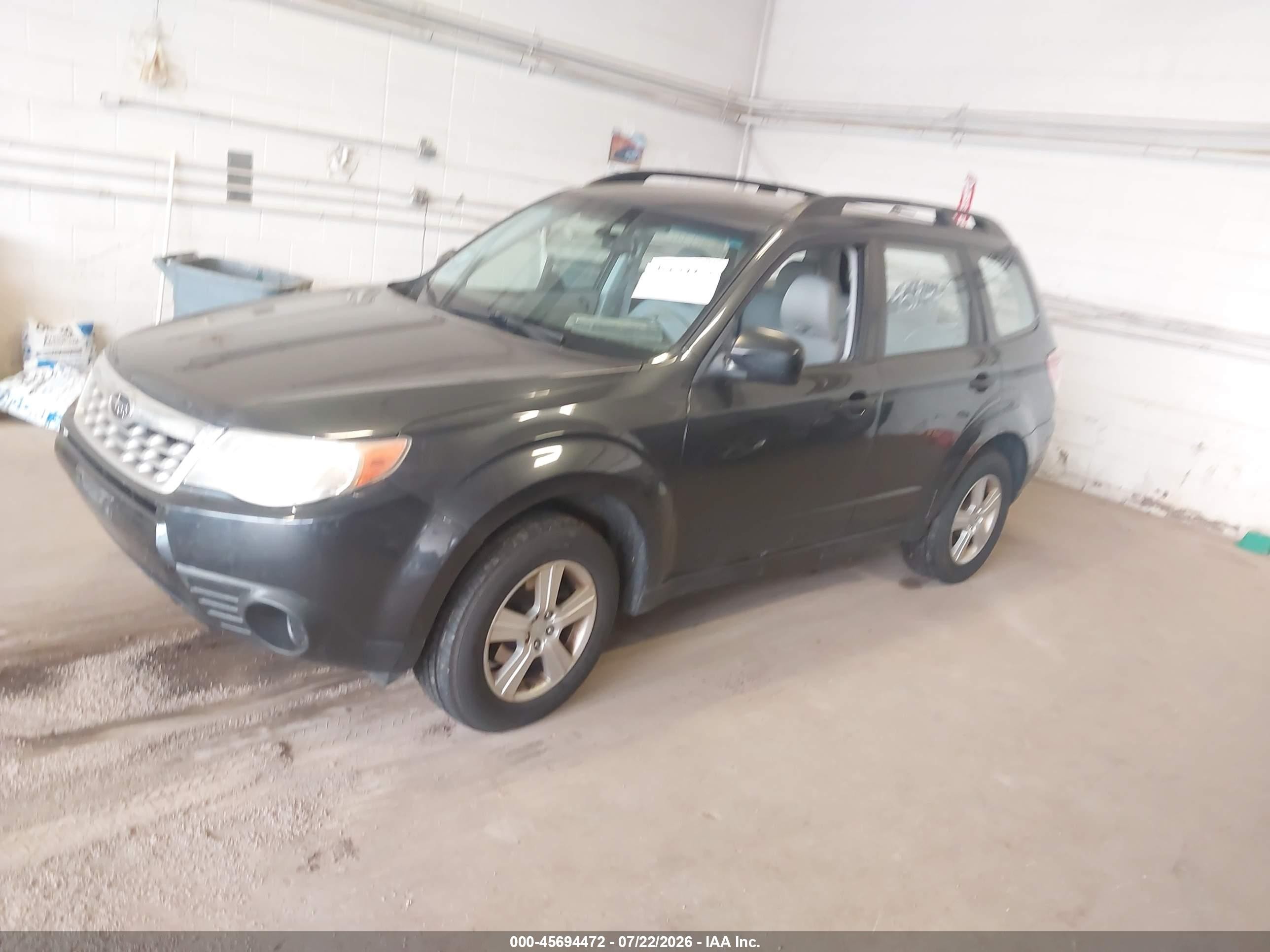 2012 Subaru Forester 2.5x Gray vin: JF2SHABC7CH468331