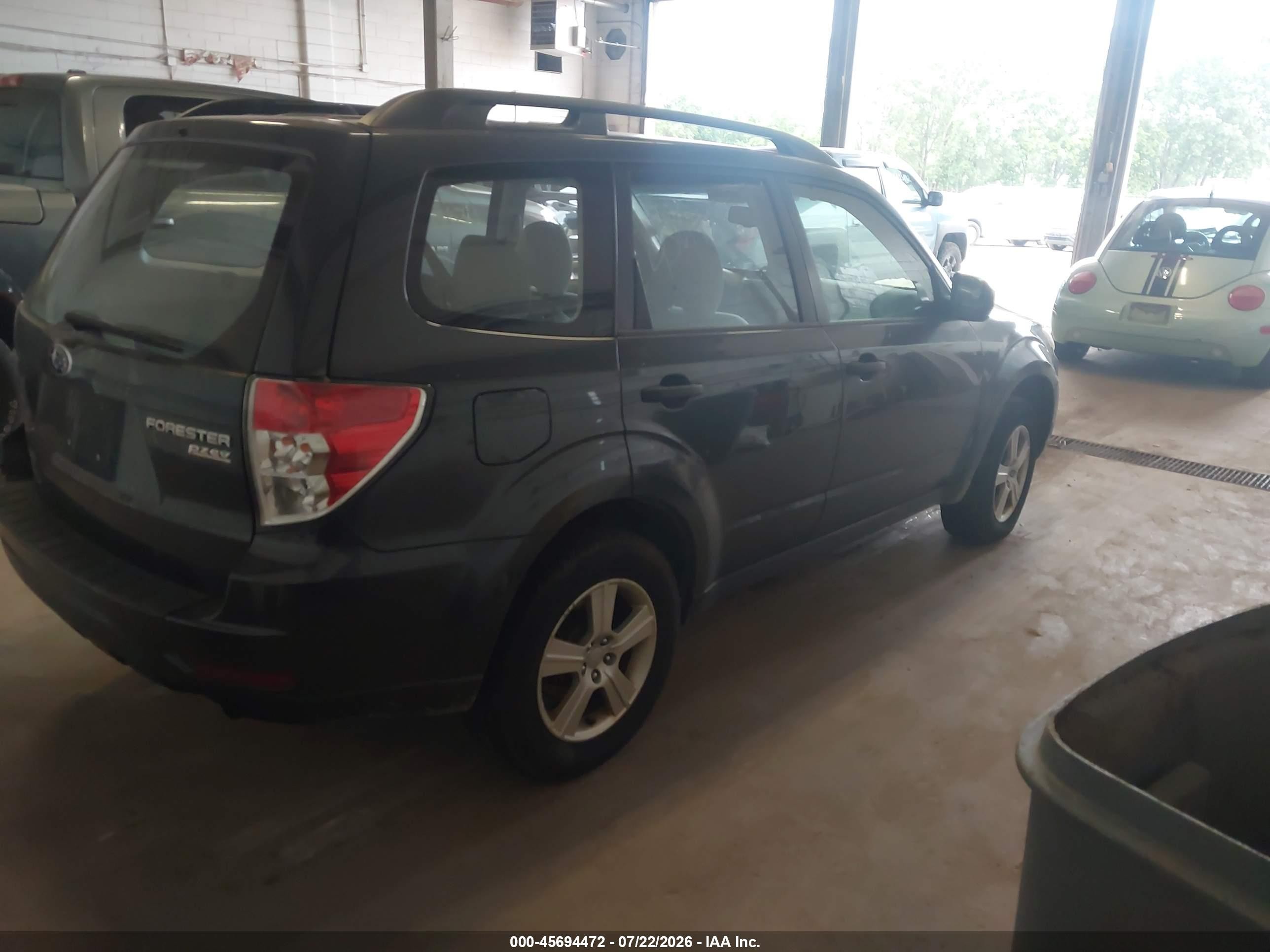 2012 Subaru Forester 2.5x Gray vin: JF2SHABC7CH468331