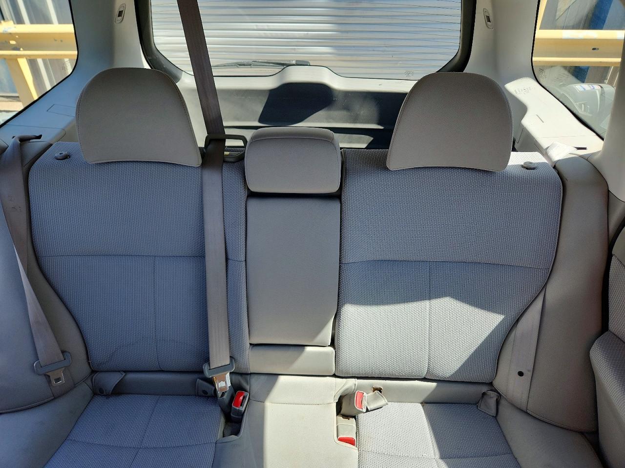 2013 Subaru Forester 2.5x Белый vin: JF2SHABC7DH403643
