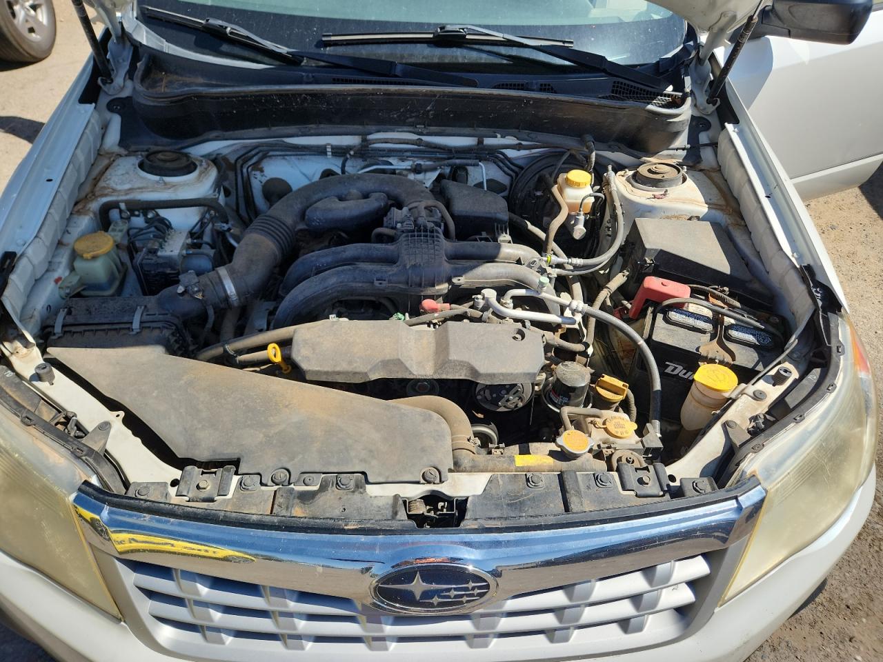 2013 Subaru Forester 2.5x Белый vin: JF2SHABC7DH403643 Damage: Left Head Lamp, Faded, Repair Required
