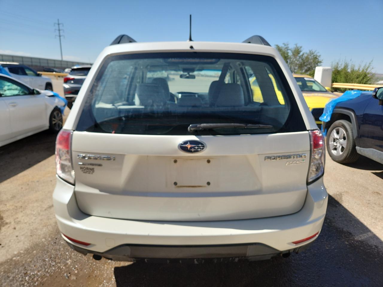2013 Subaru Forester 2.5x Белый vin: JF2SHABC7DH403643 Damage: Rear Bumper, Chipped, 2