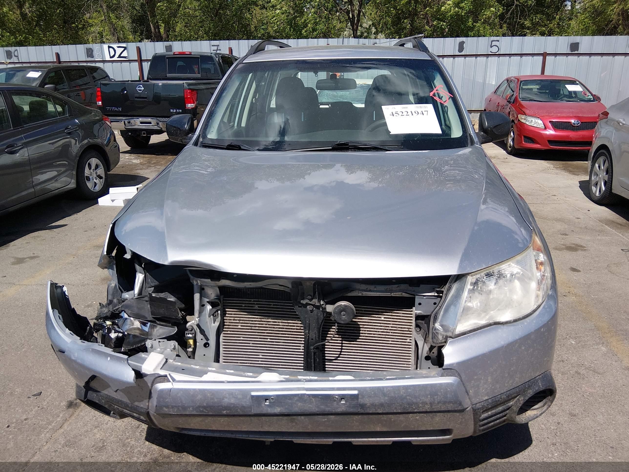 2013 Subaru Forester 2.5x Silver vin: JF2SHABC7DH434262