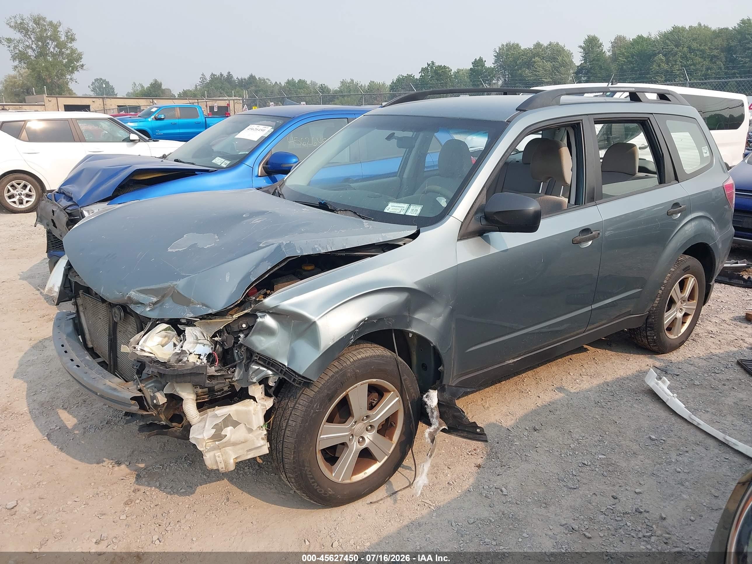 2013 Subaru Forester 2.5x Green vin: JF2SHABC7DH435220