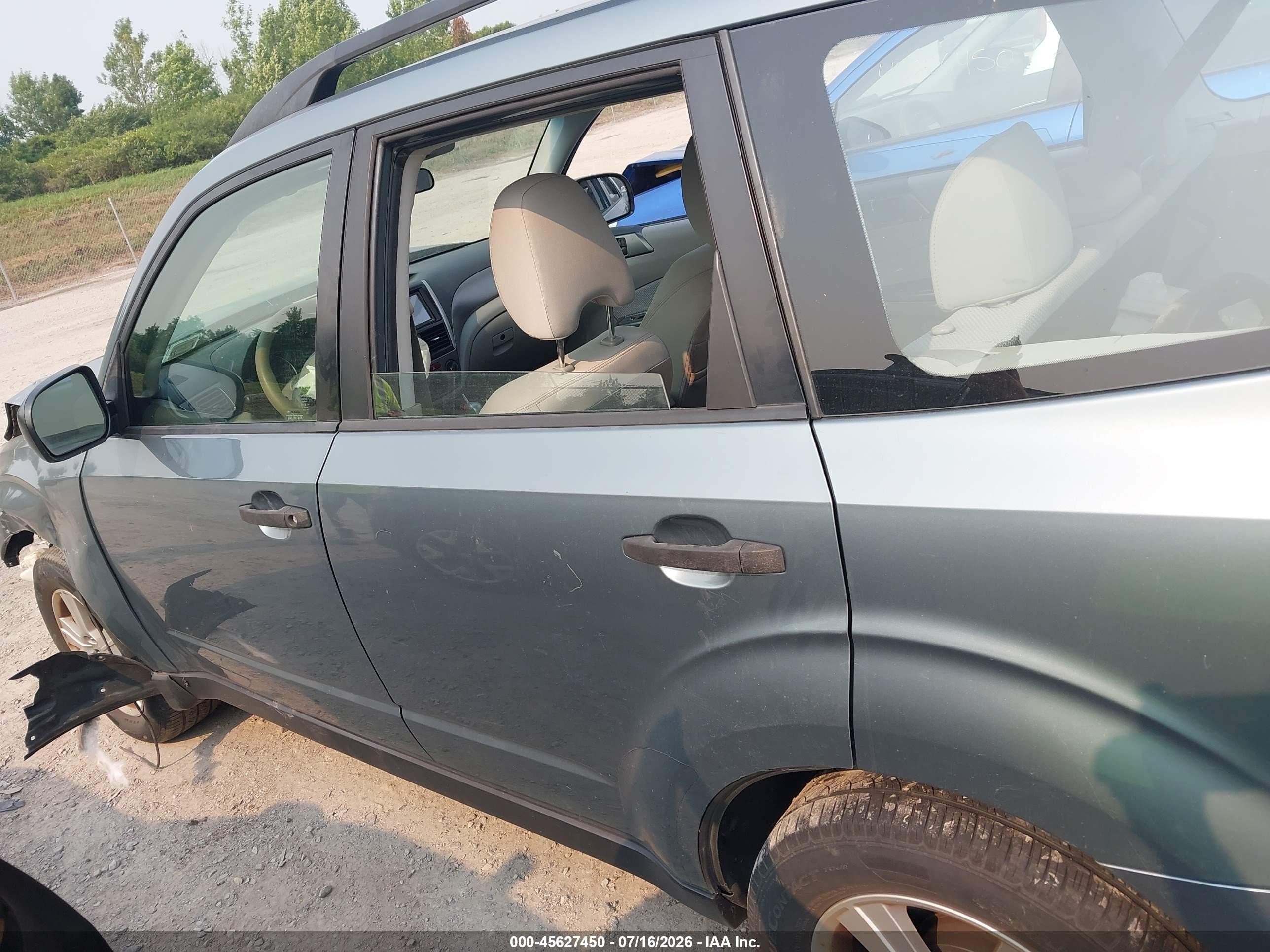 2013 Subaru Forester 2.5x Green vin: JF2SHABC7DH435220