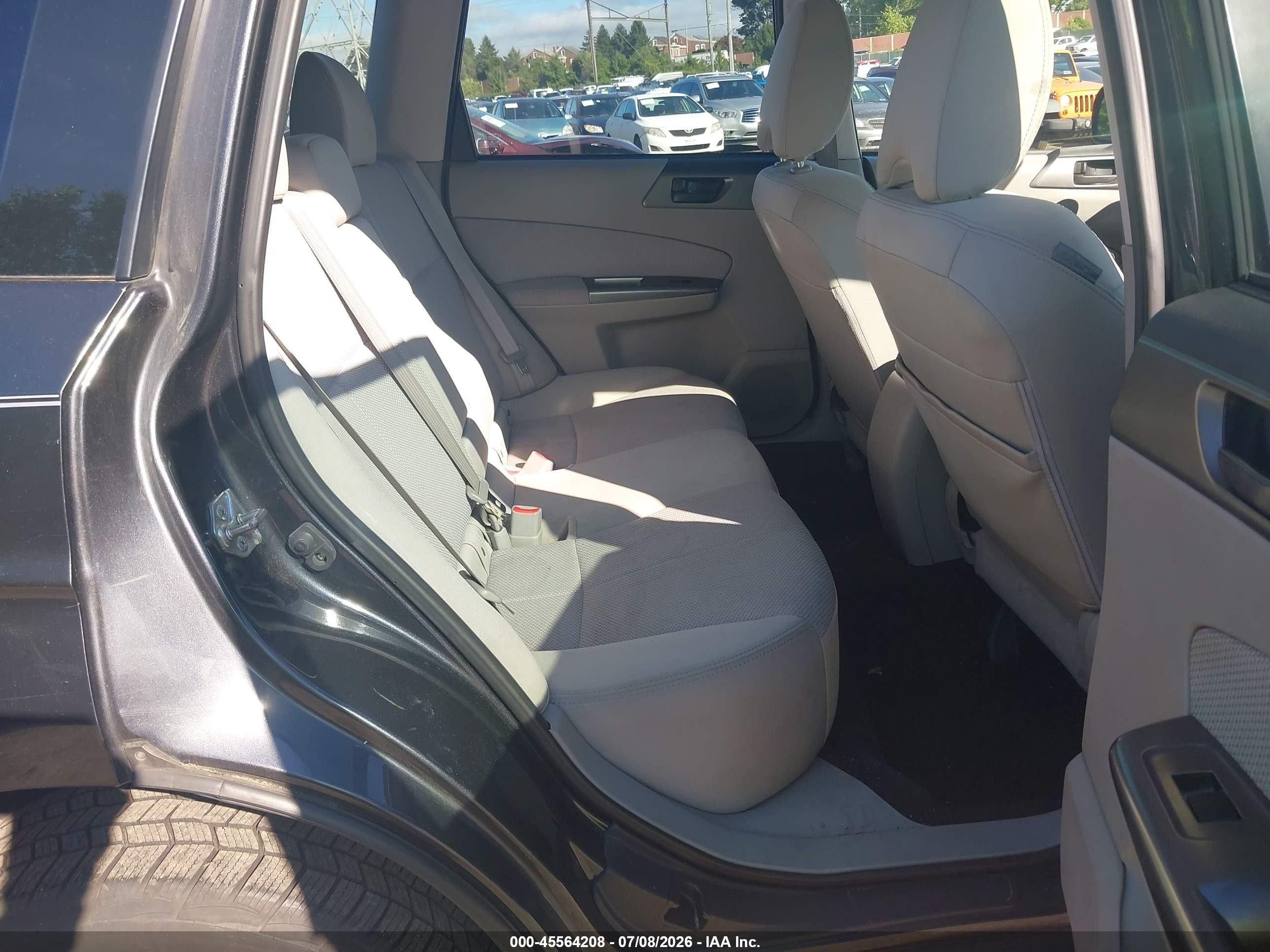 2013 Subaru Forester 2.5x Blue vin: JF2SHABC7DH438201