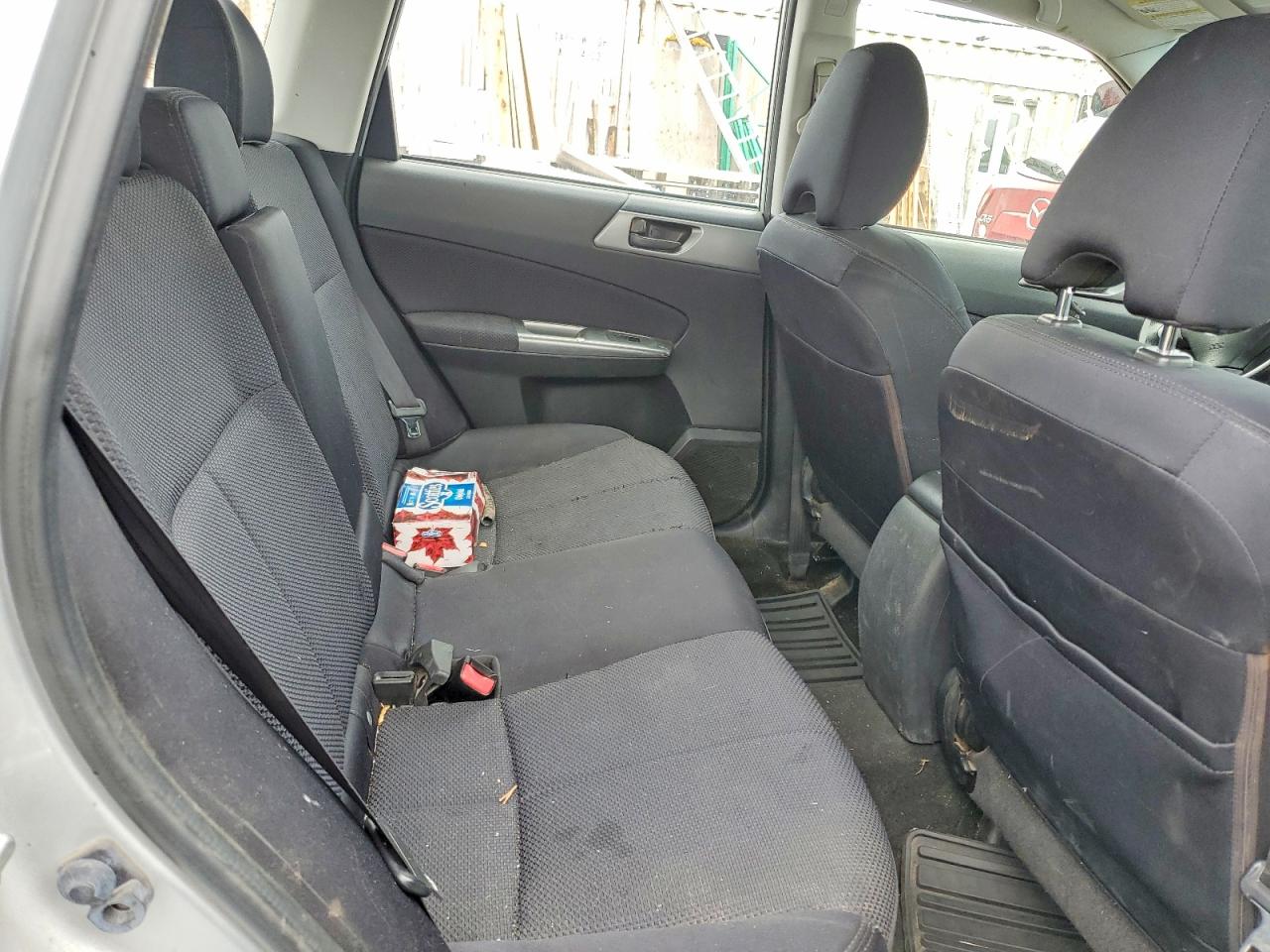 2011 Subaru Forester 2.5x Silver vin: JF2SHABC8BG783613