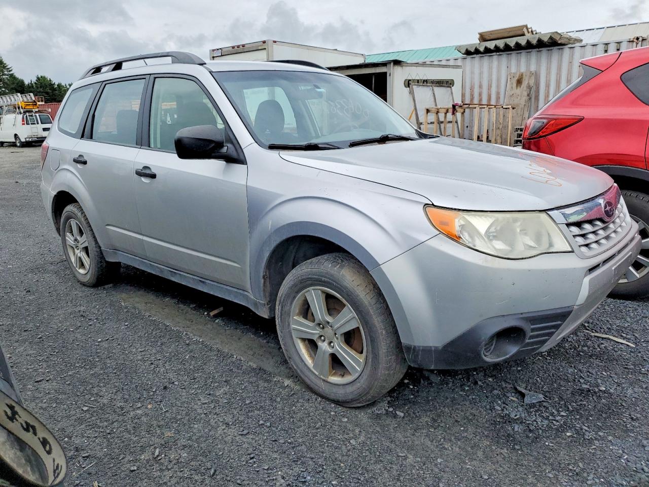 2011 Subaru Forester 2.5x Silver vin: JF2SHABC8BG783613