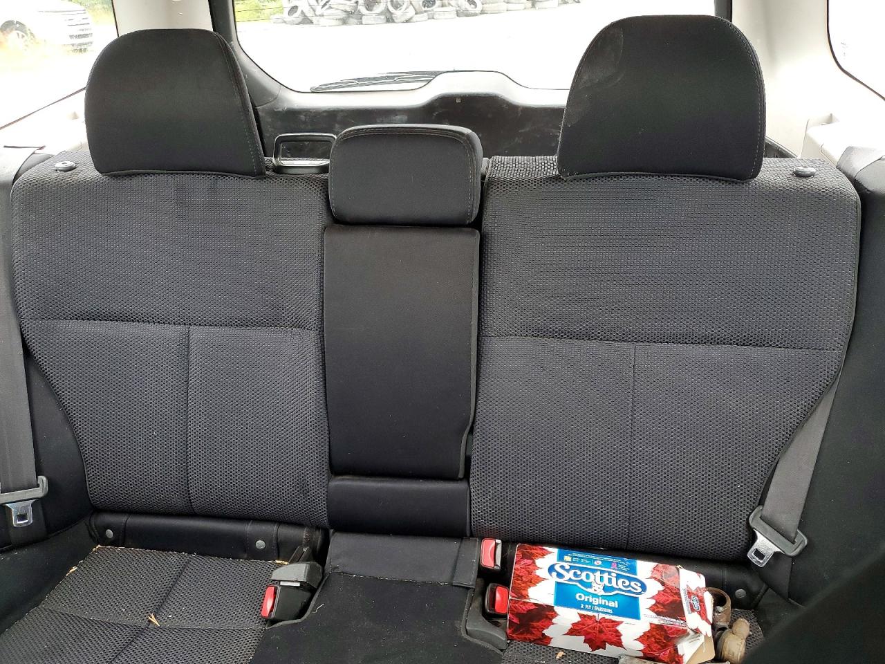2011 Subaru Forester 2.5x Silver vin: JF2SHABC8BG783613