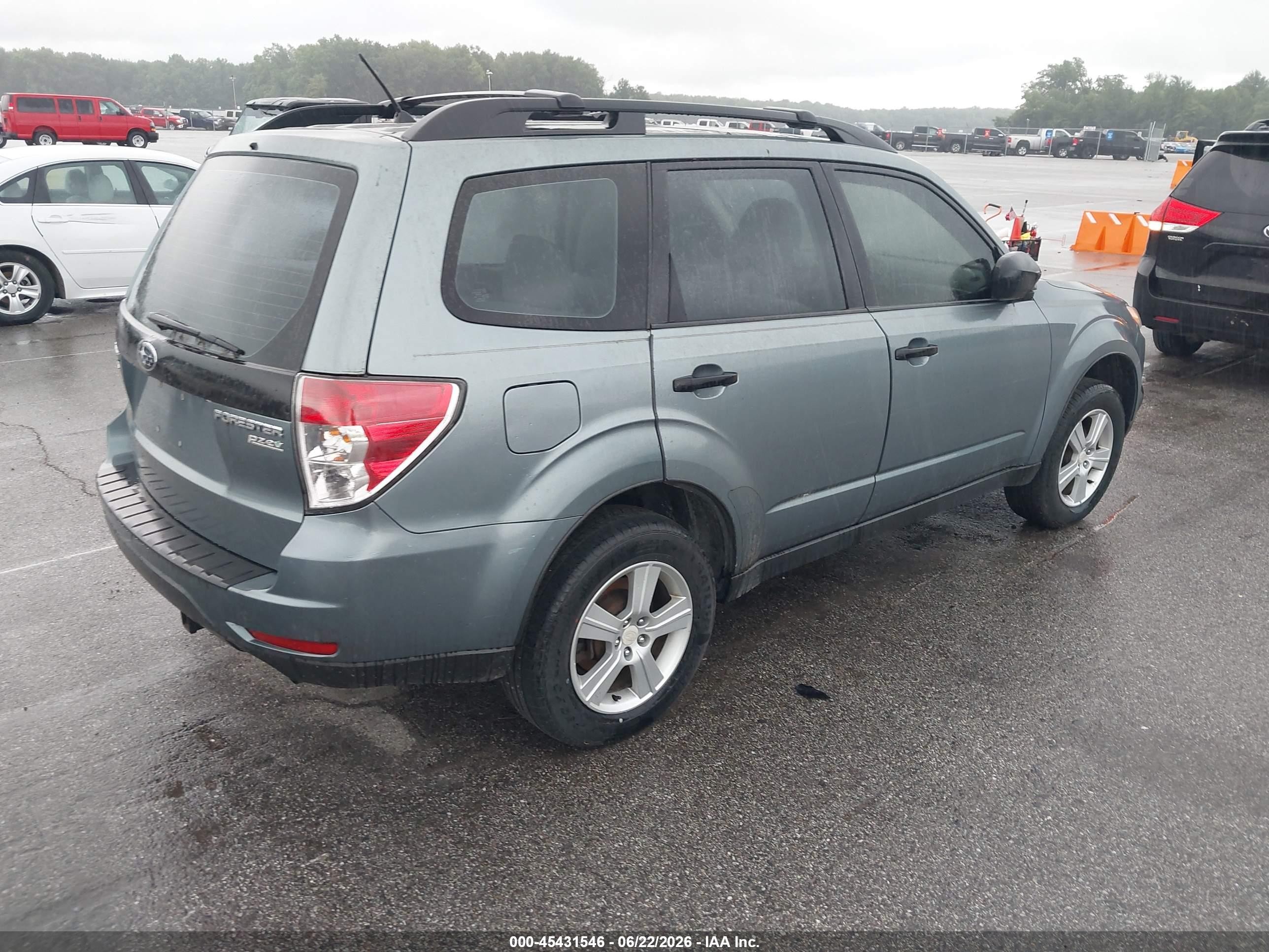 2011 Subaru Forester 2.5x Синий vin: JF2SHABC8BH773688