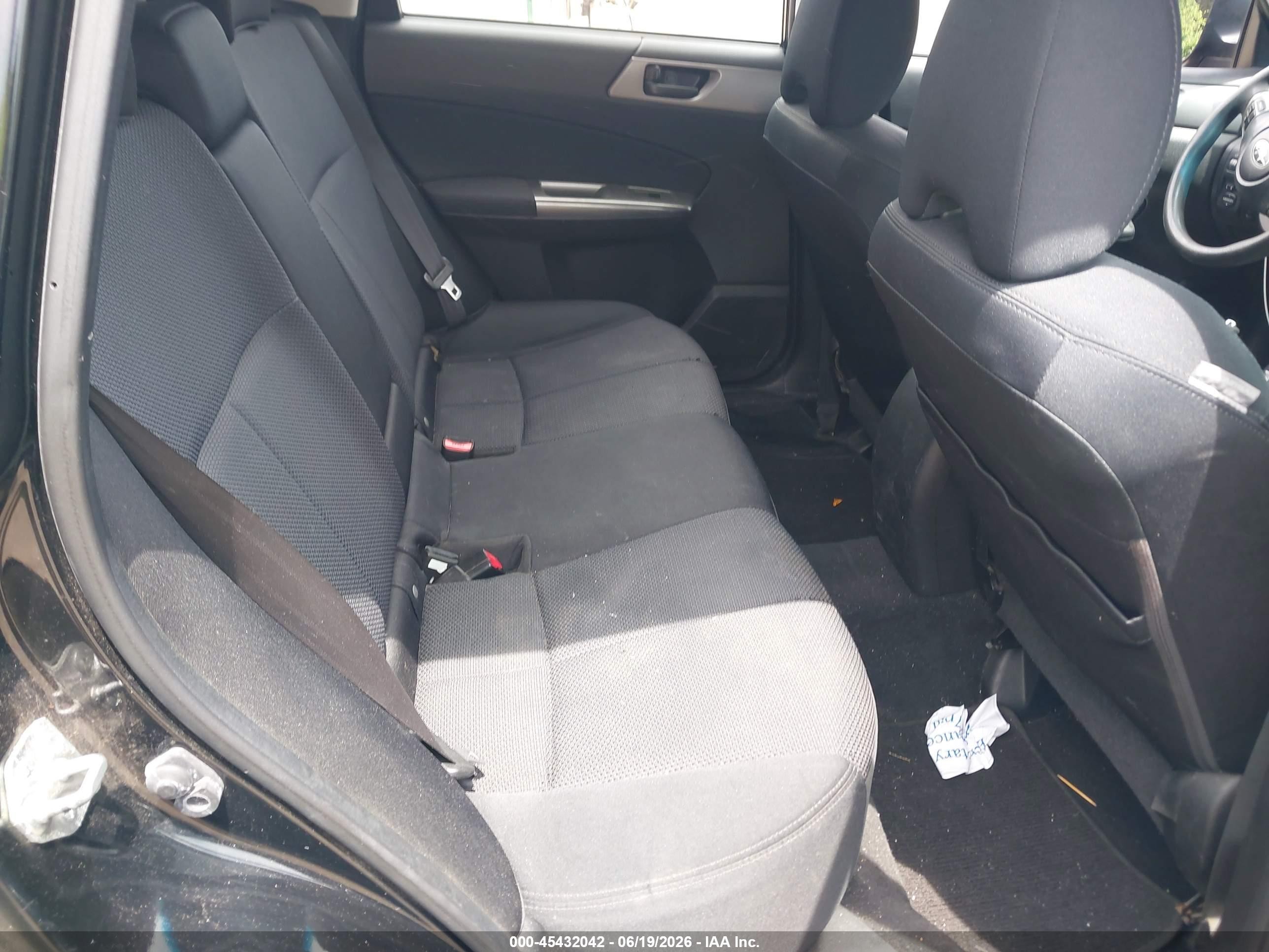 2012 Subaru Forester 2.5x Черный vin: JF2SHABC8CG430998