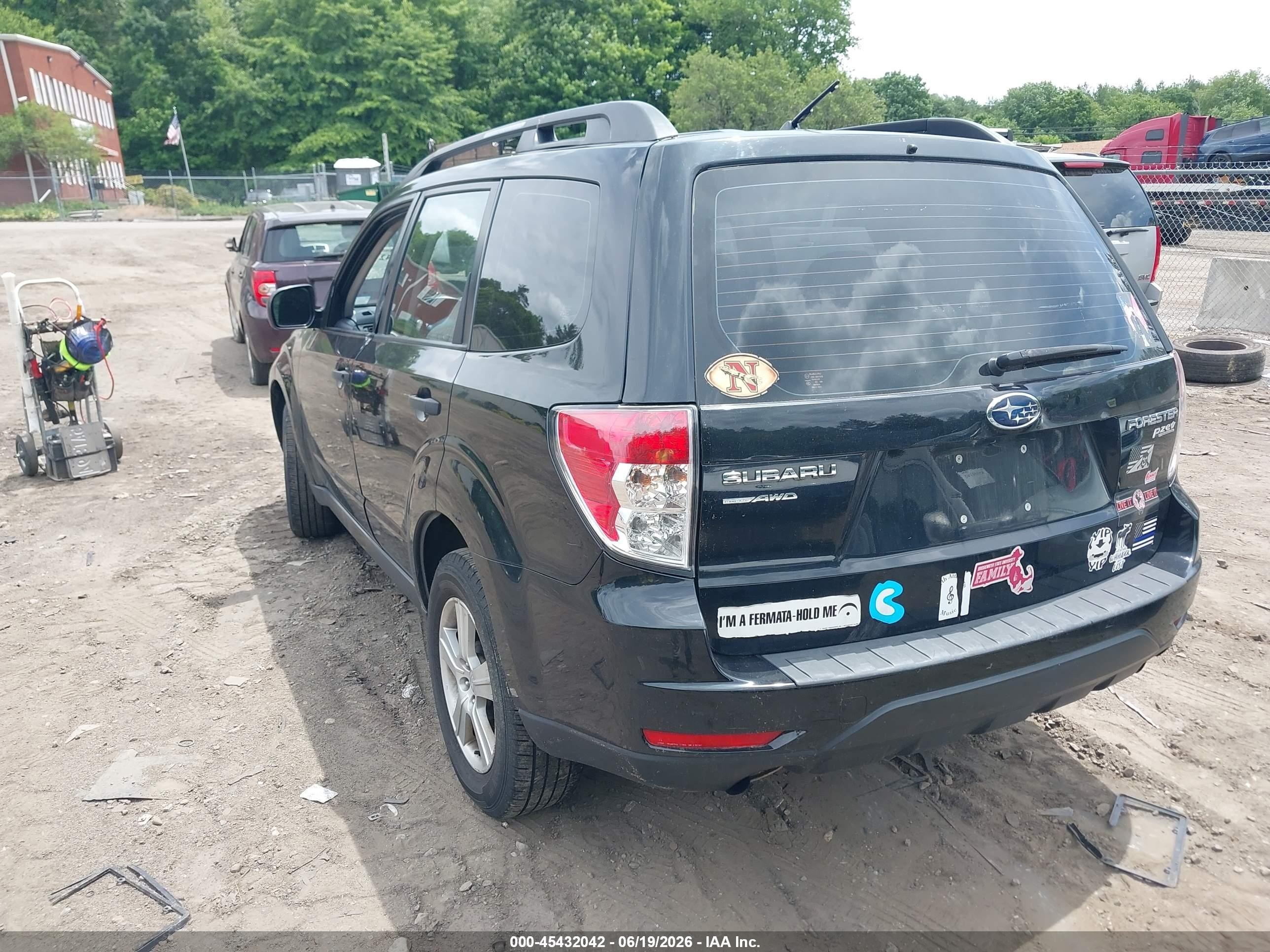 2012 Subaru Forester 2.5x Черный vin: JF2SHABC8CG430998