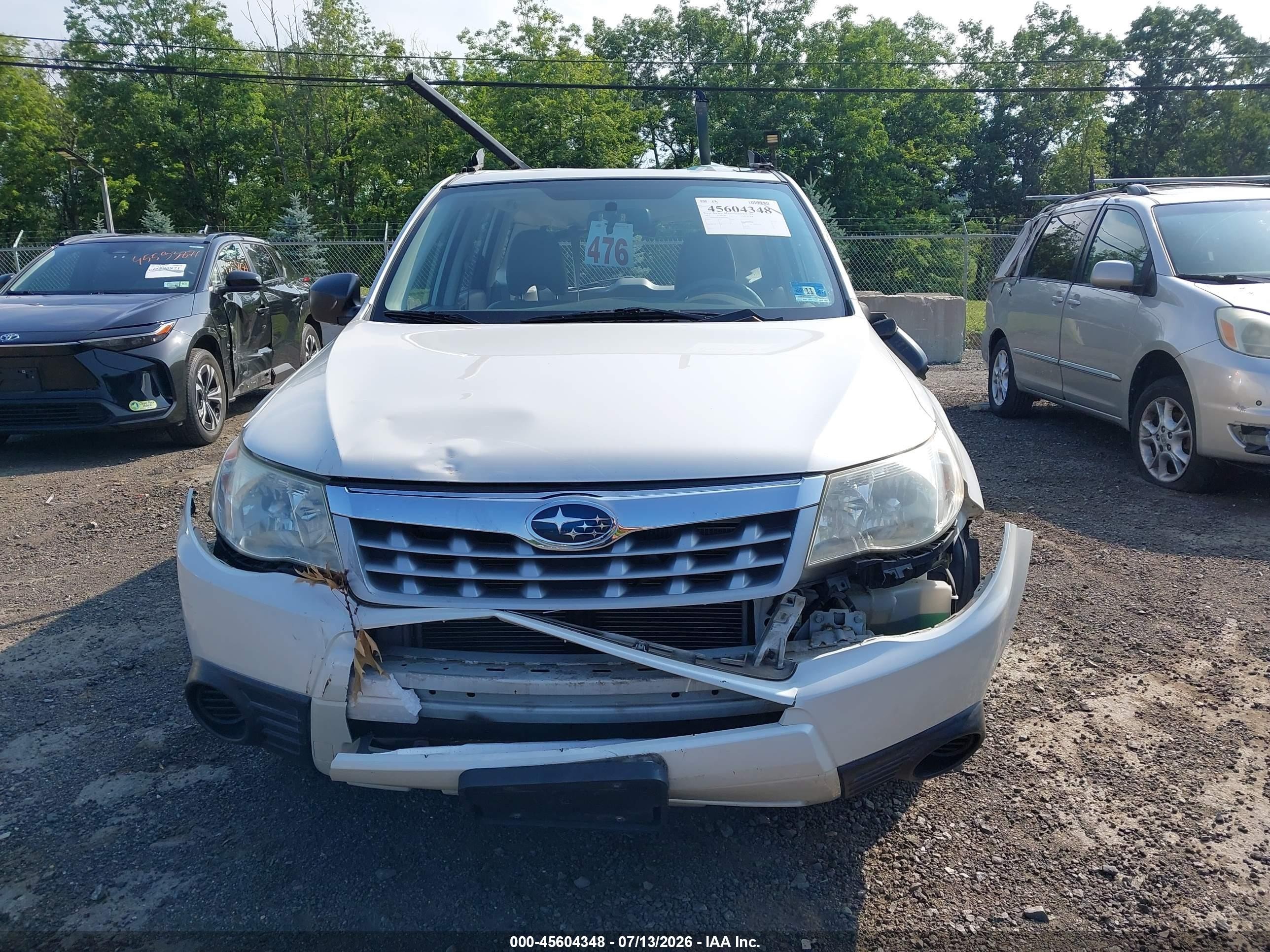 2012 Subaru Forester 2.5x White vin: JF2SHABC8CH401995