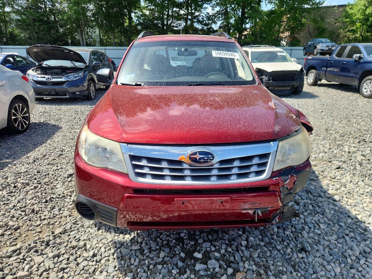 2012 Subaru Forester Burgundy vin: JF2SHABC8CH406095