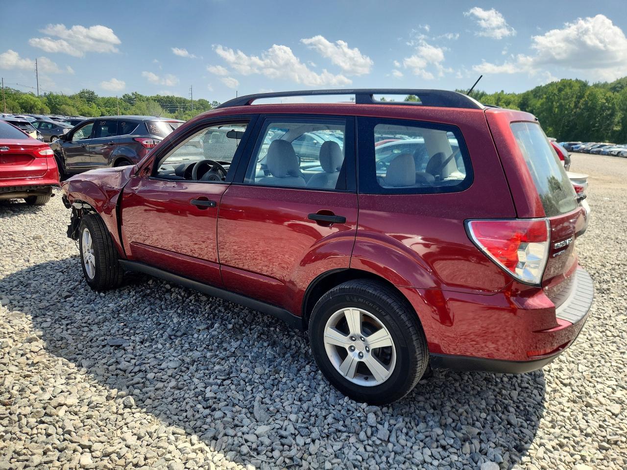 2012 Subaru Forester Burgundy vin: JF2SHABC8CH406095