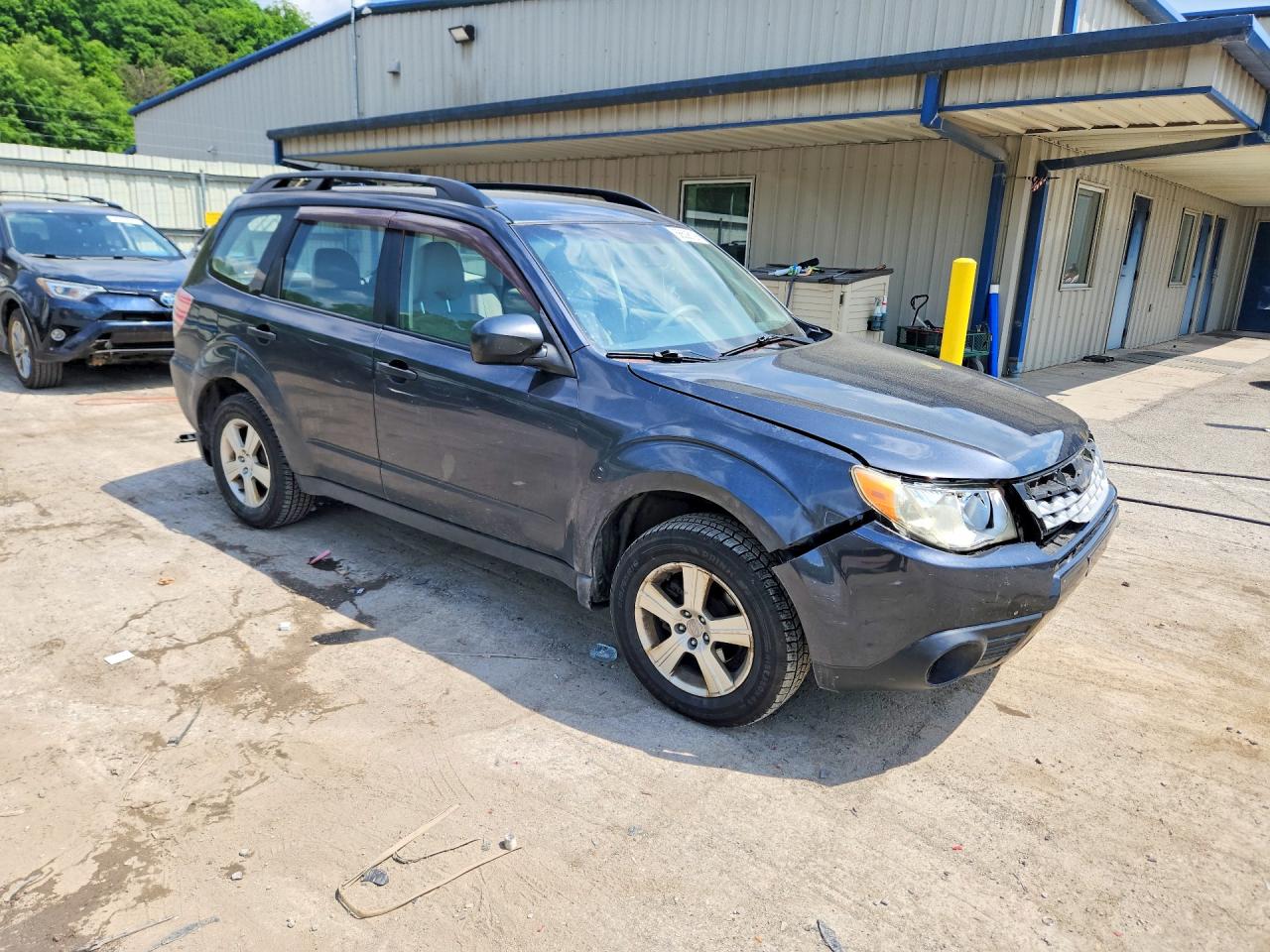 2012 Subaru Forester 2.5x Blue vin: JF2SHABC8CH440697