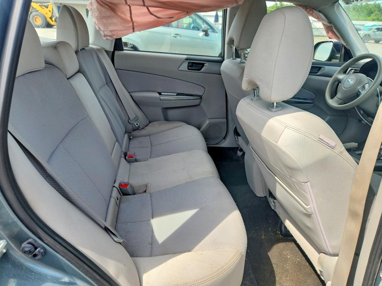 2012 Subaru Forester 2.5x Turquoise vin: JF2SHABC8CH458715
