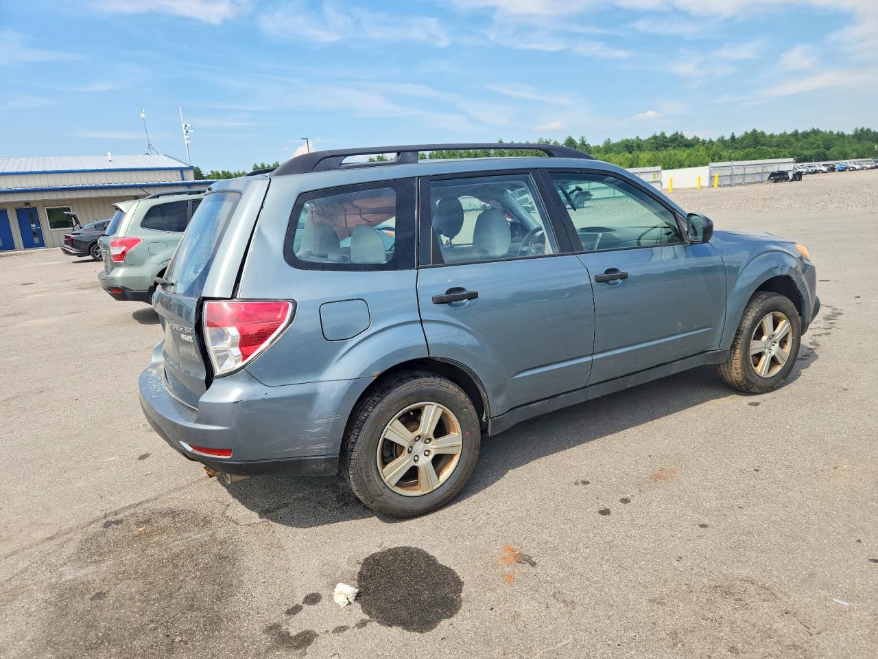 2012 Subaru Forester 2.5x Turquoise vin: JF2SHABC8CH458715