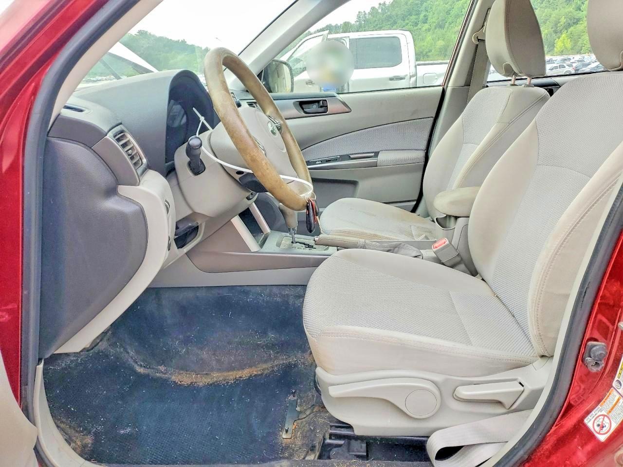 2013 Subaru Forester 2.5x Maroon vin: JF2SHABC8DH424419