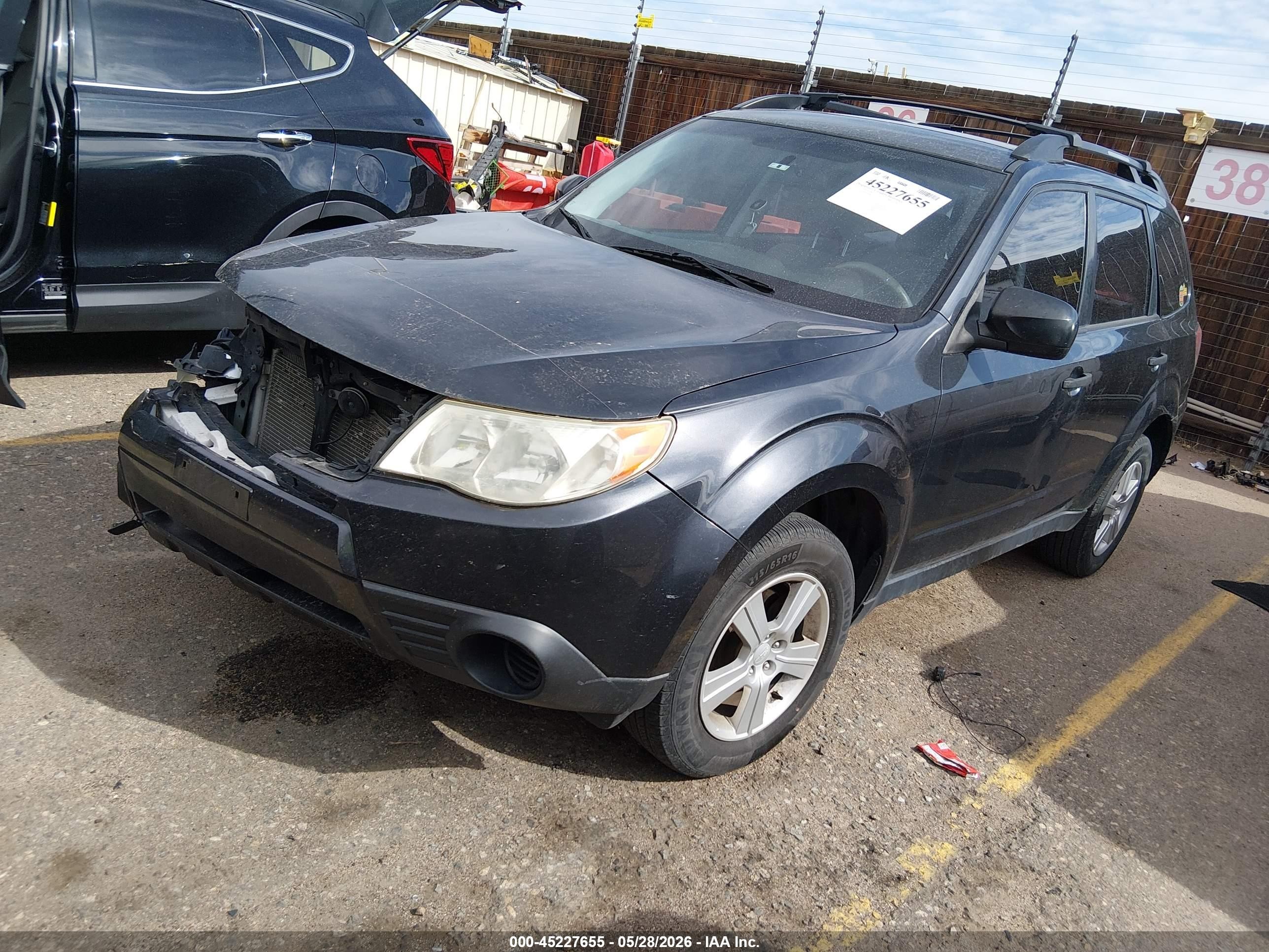 2013 Subaru Forester 2.5x Черный vin: JF2SHABC8DH440880