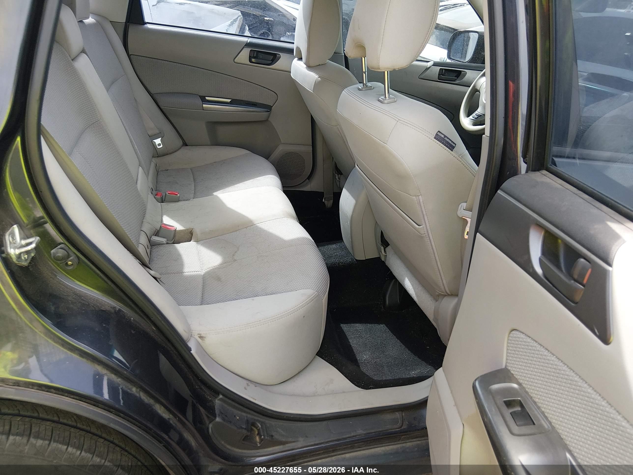 2013 Subaru Forester 2.5x Черный vin: JF2SHABC8DH440880