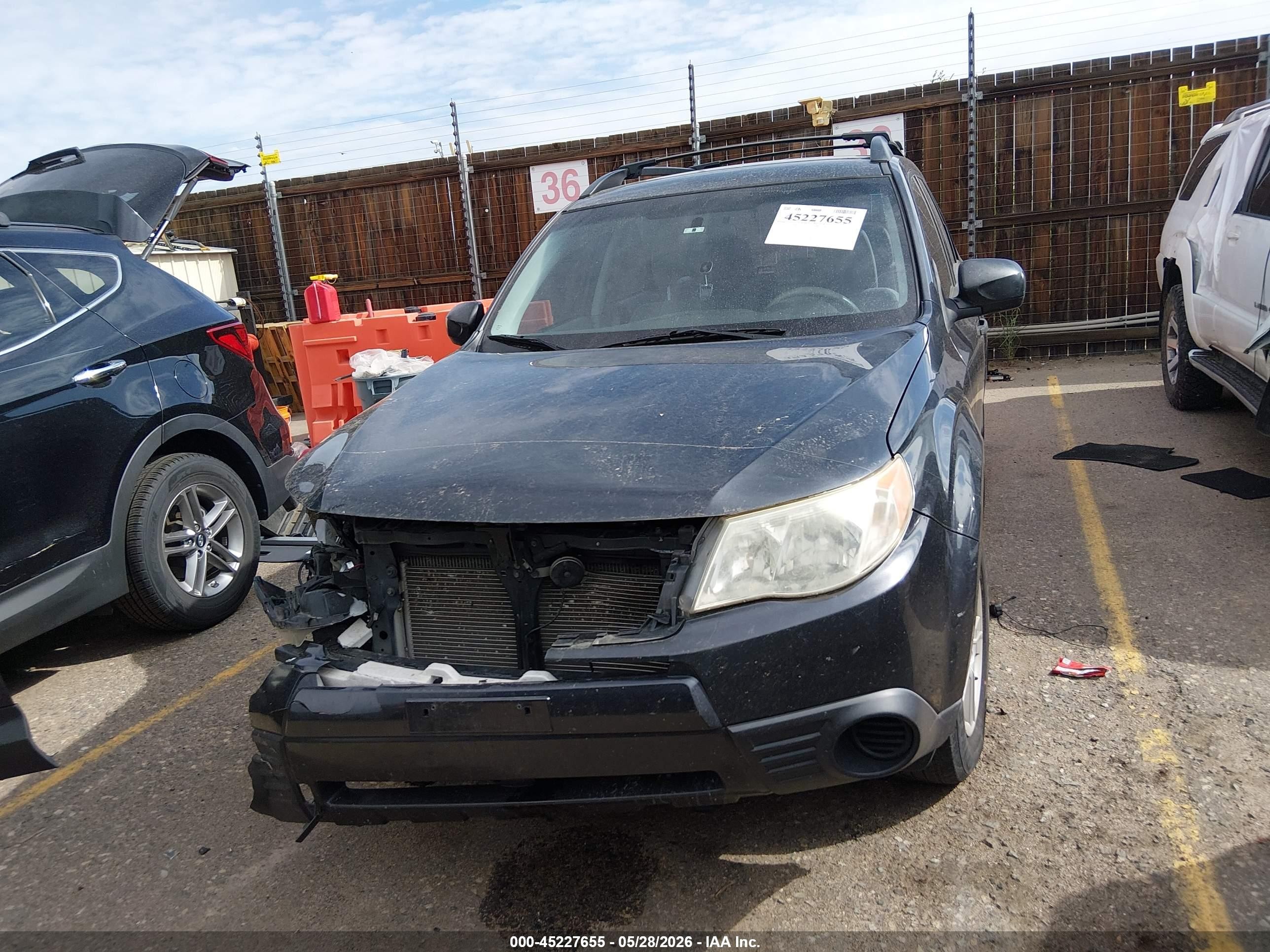 2013 Subaru Forester 2.5x Черный vin: JF2SHABC8DH440880