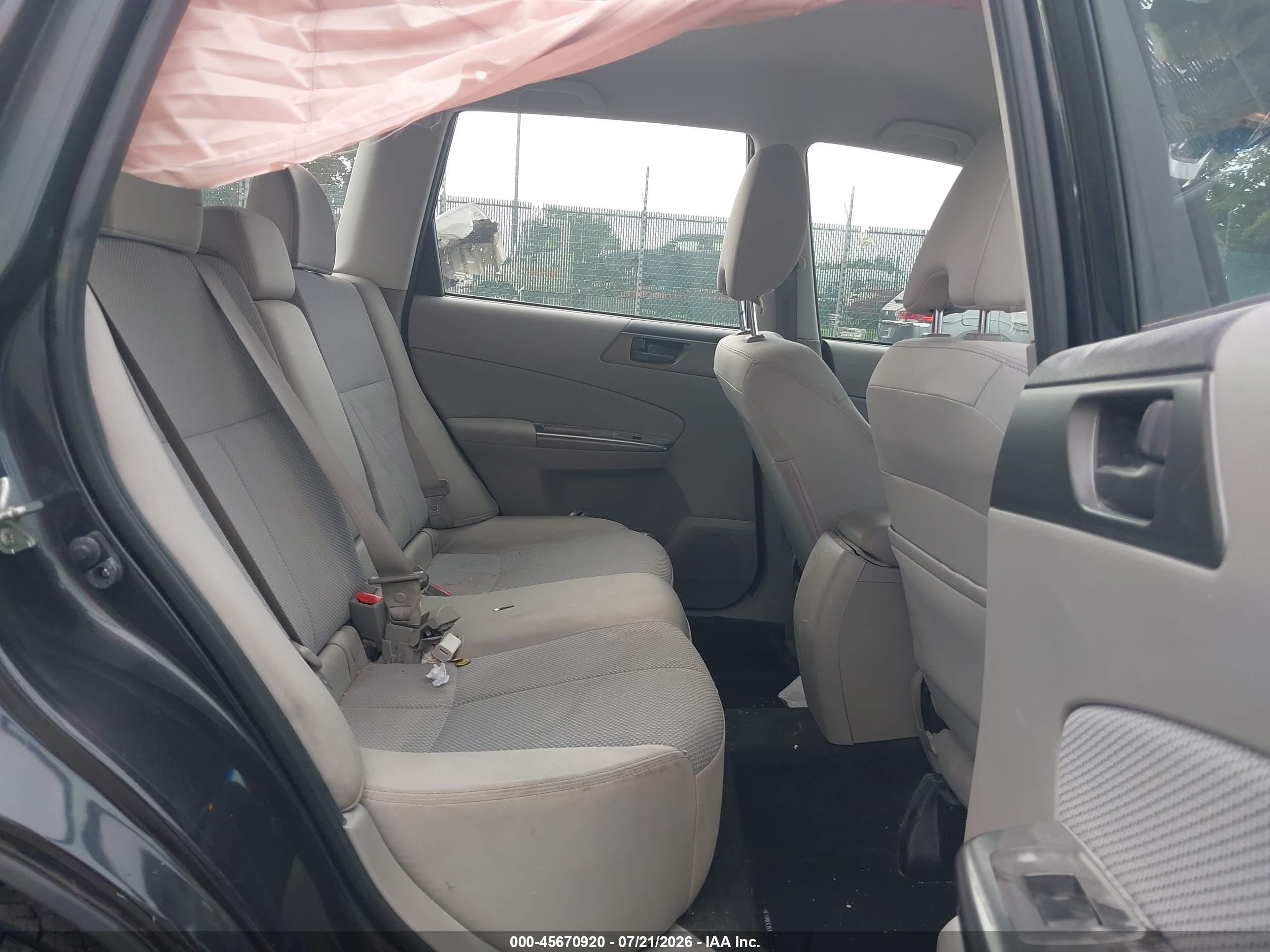 2011 Subaru Forester 2.5x Dark Blue vin: JF2SHABC9BH711331