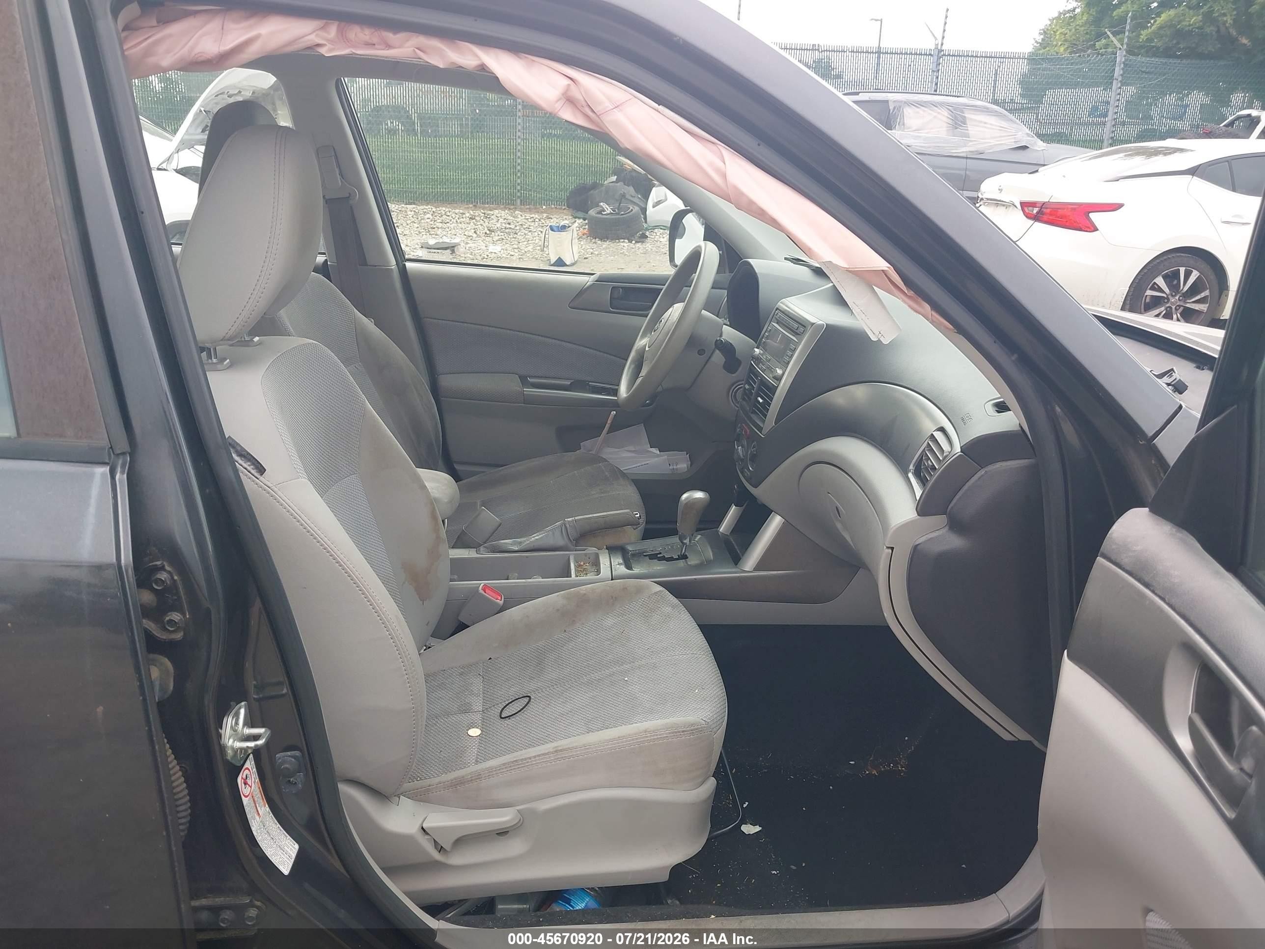 2011 Subaru Forester 2.5x Dark Blue vin: JF2SHABC9BH711331