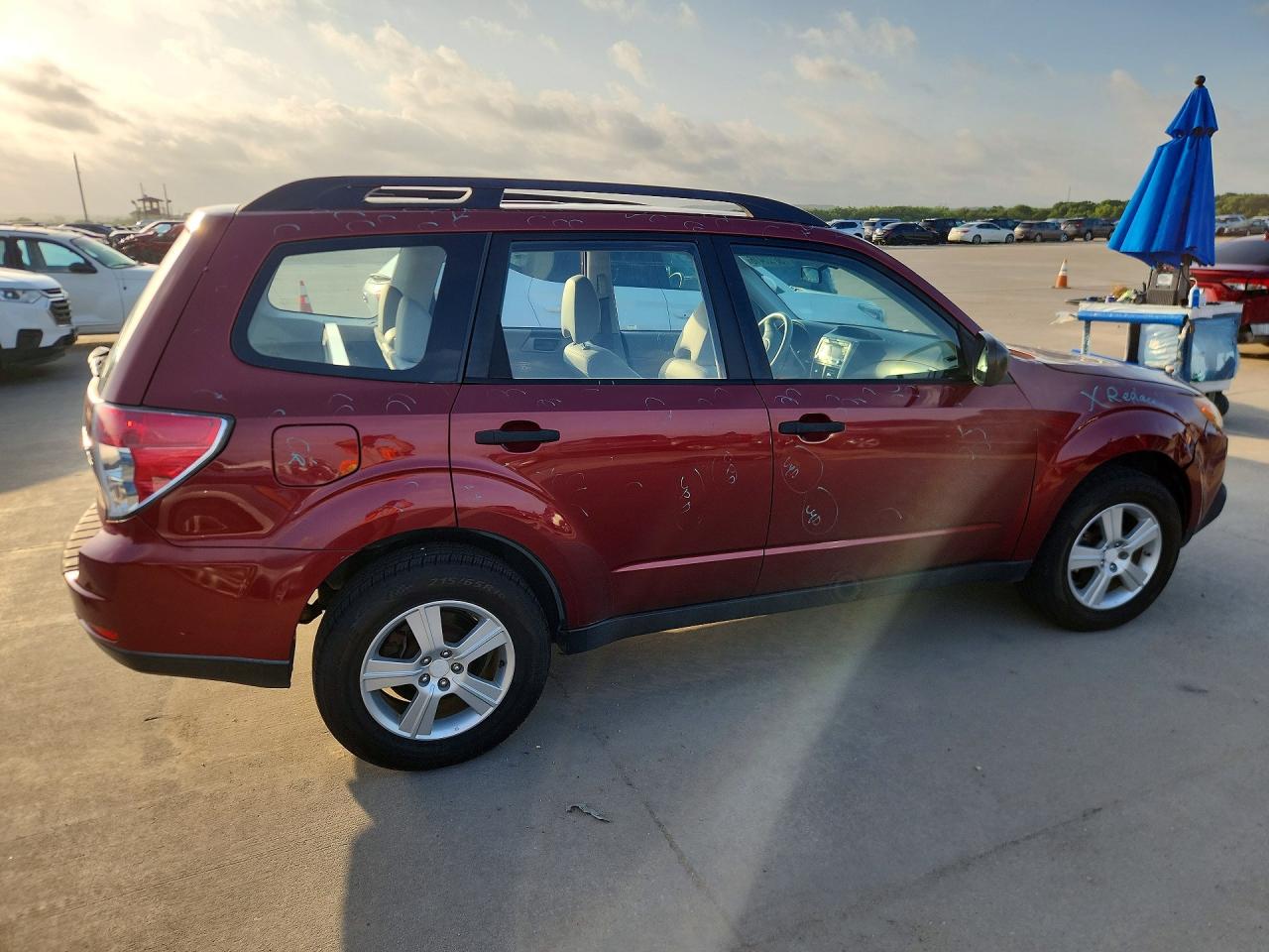 2011 Subaru Forester 2.5x Maroon vin: JF2SHABC9BH733278