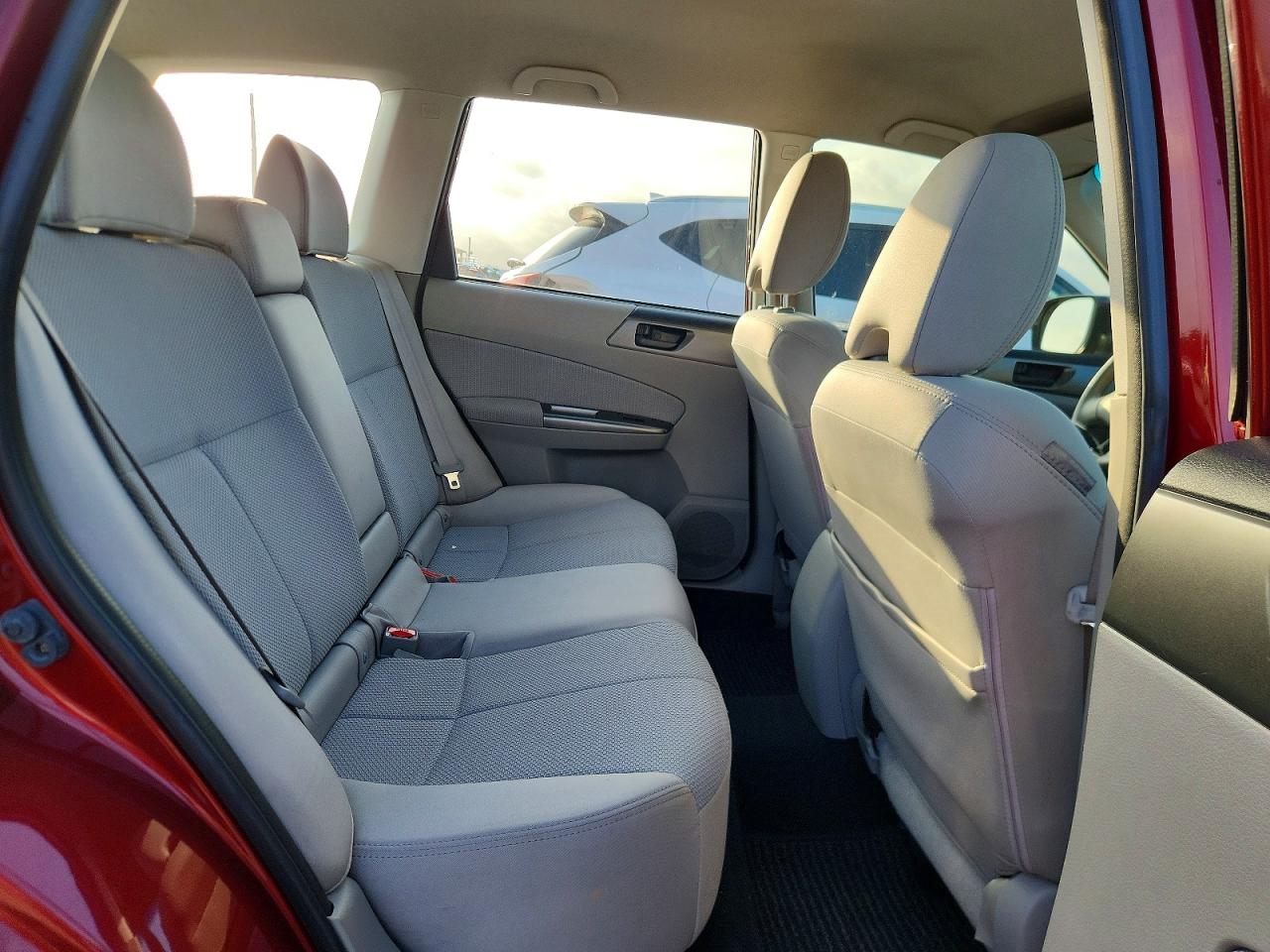 2011 Subaru Forester 2.5x Maroon vin: JF2SHABC9BH733278