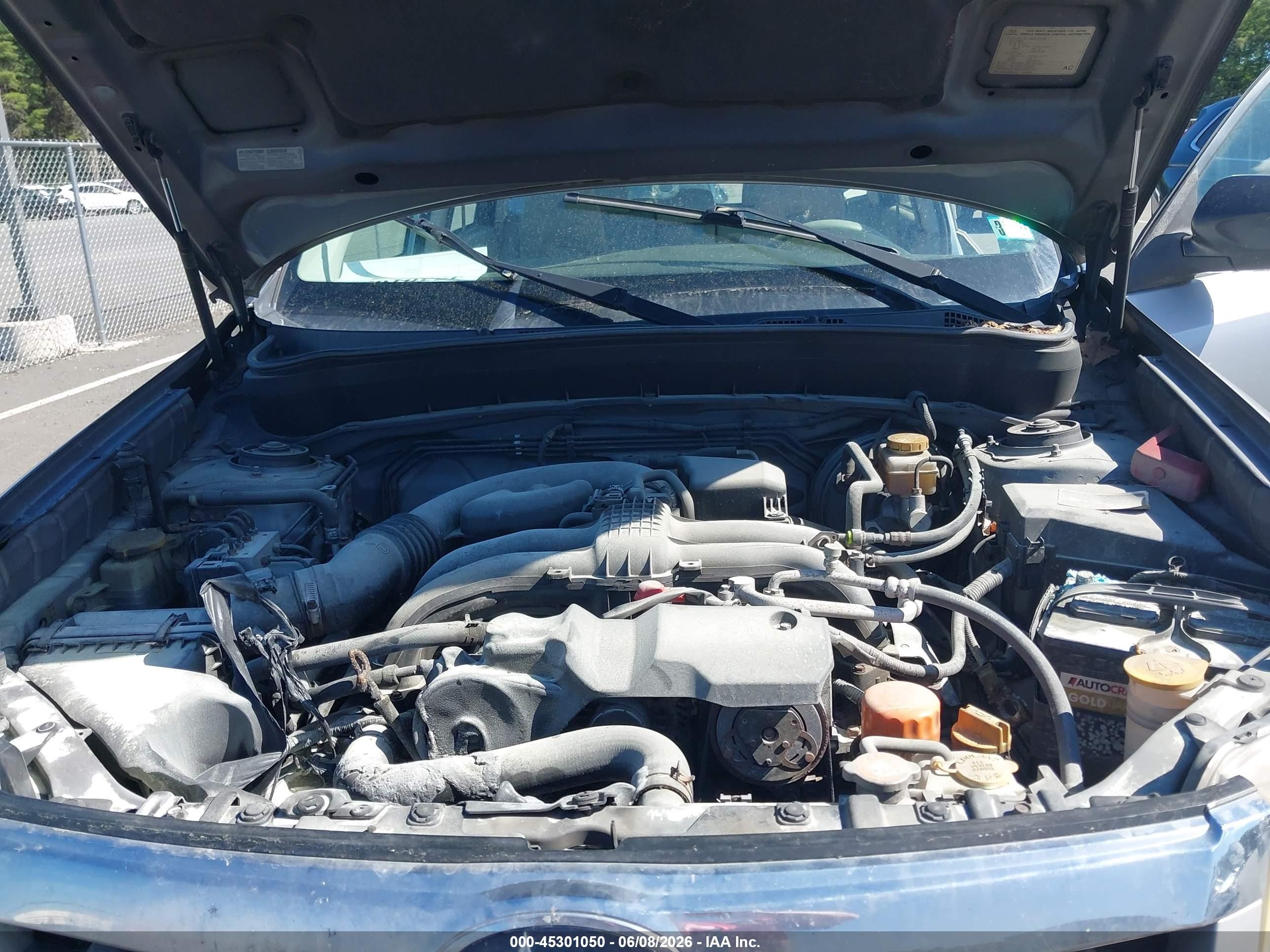 2011 Subaru Forester 2.5x Silver vin: JF2SHABC9BH749853