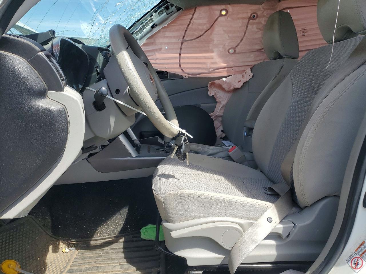 2012 Subaru Forester 2.5x Белый vin: JF2SHABC9CH400693