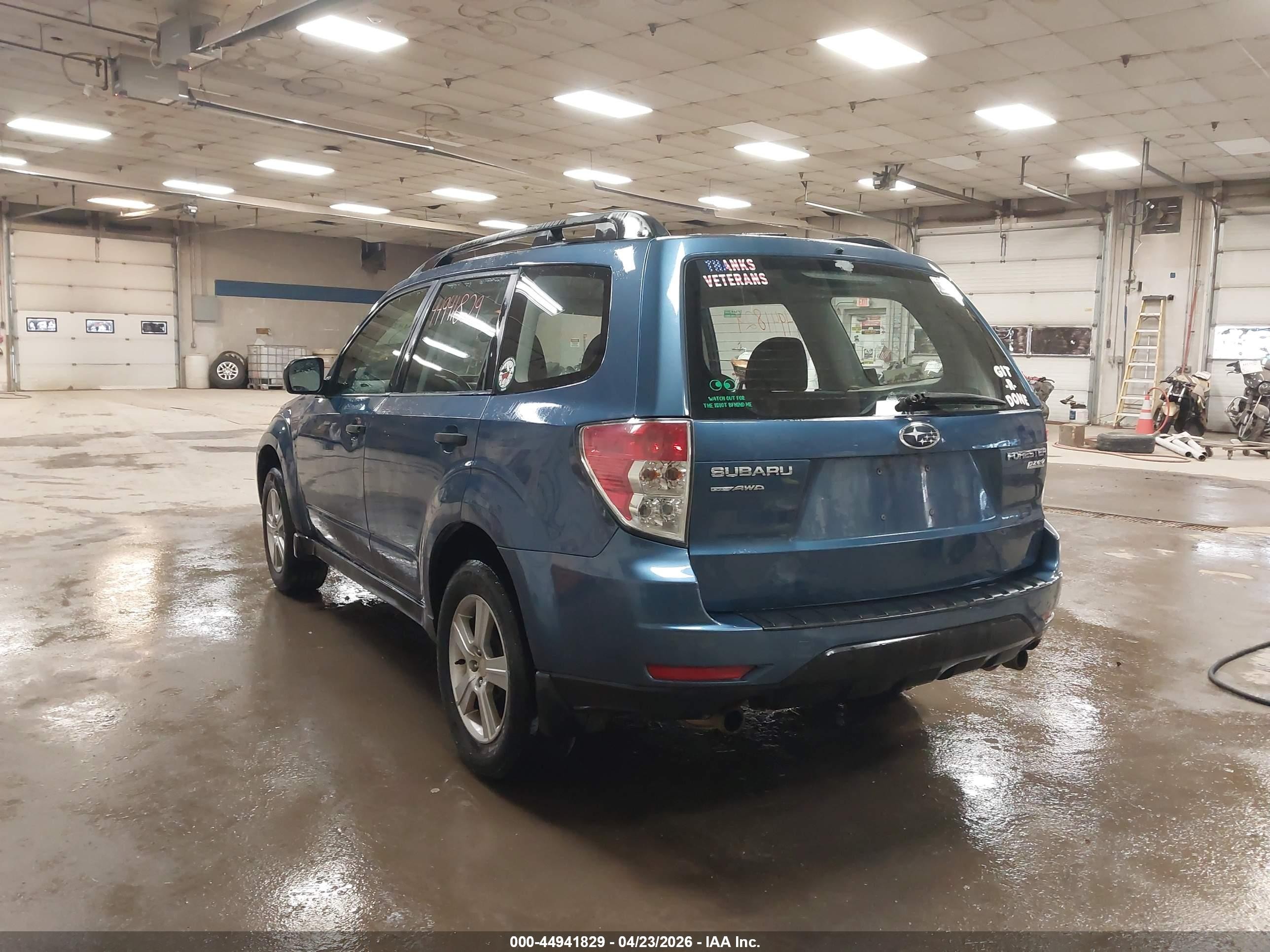 2012 Subaru Forester 2.5x Blue vin: JF2SHABC9CH430129