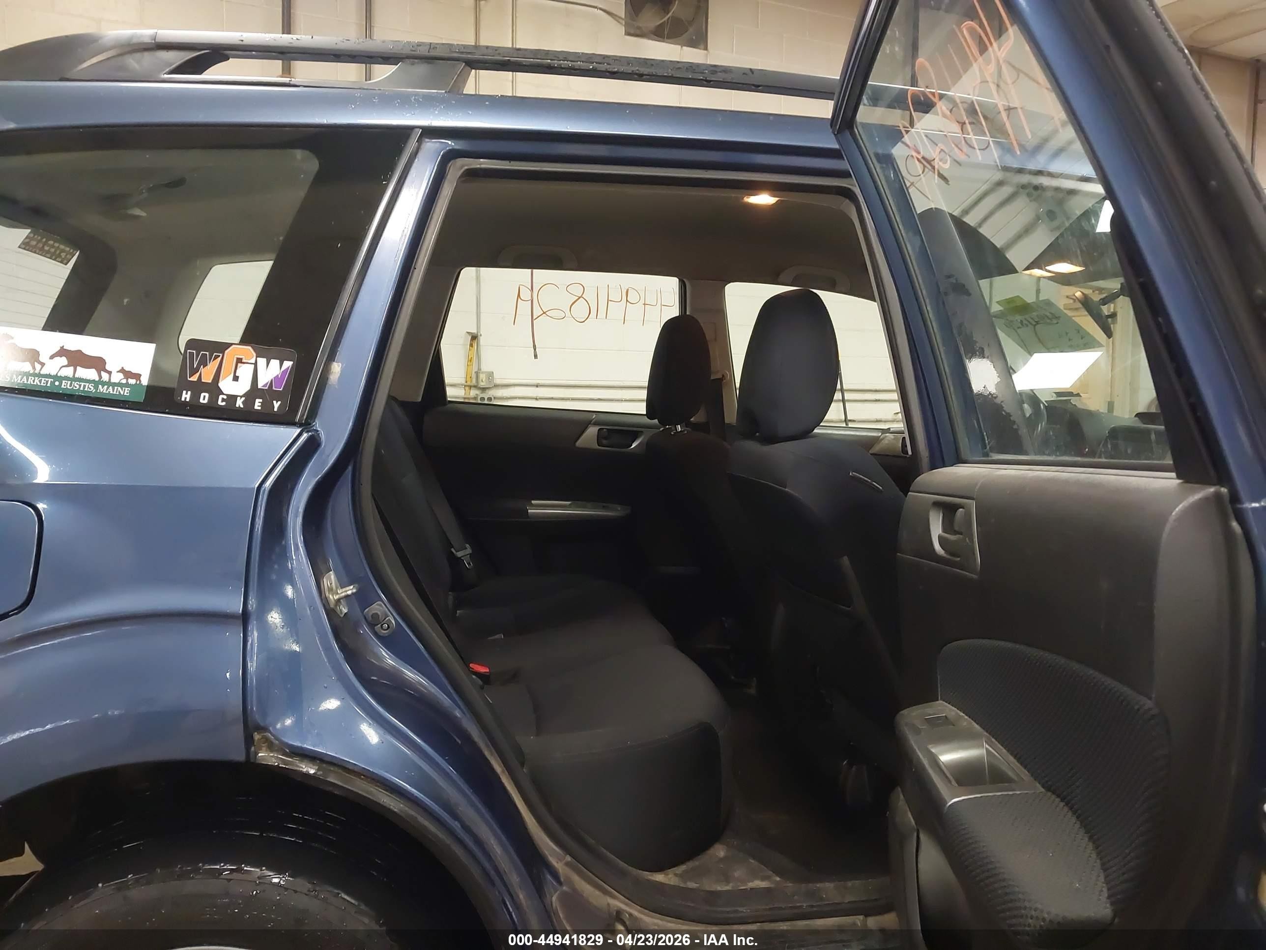 2012 Subaru Forester 2.5x Blue vin: JF2SHABC9CH430129