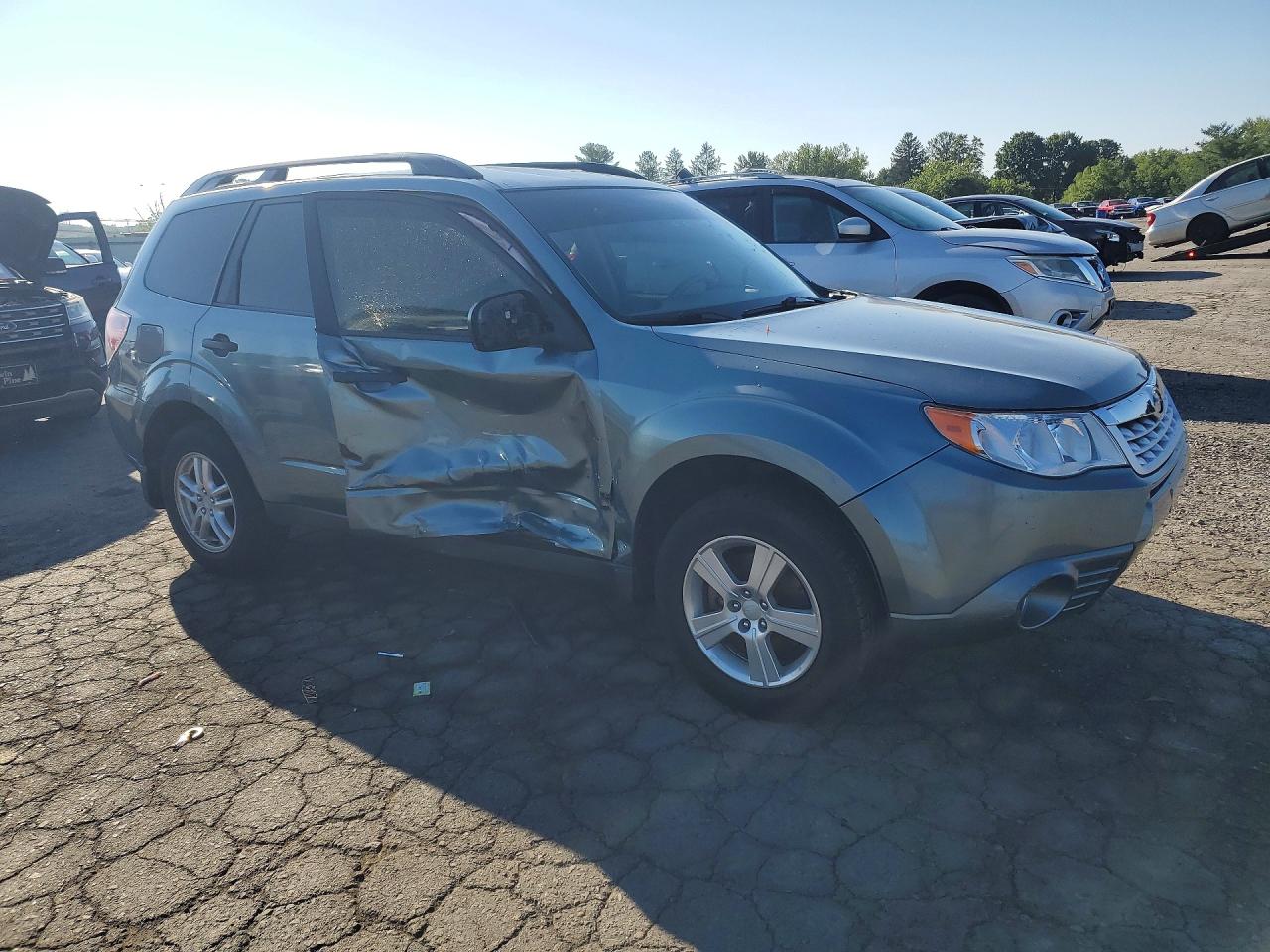 2012 Subaru Forester 2.5x Gray vin: JF2SHABC9CH433452