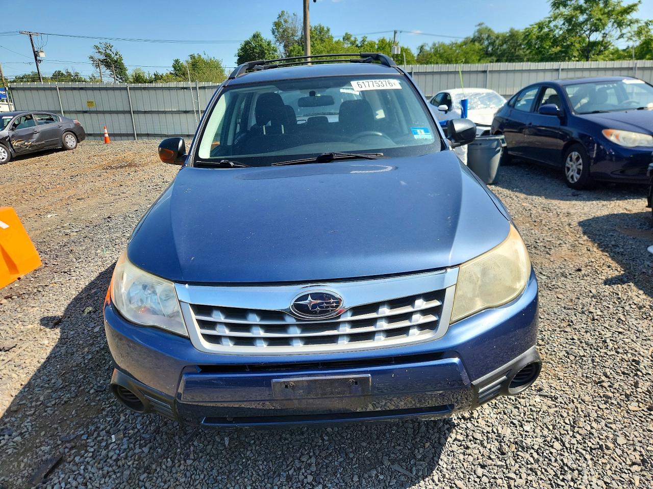 2012 Subaru Forester 2.5x Blue vin: JF2SHABC9CH453555