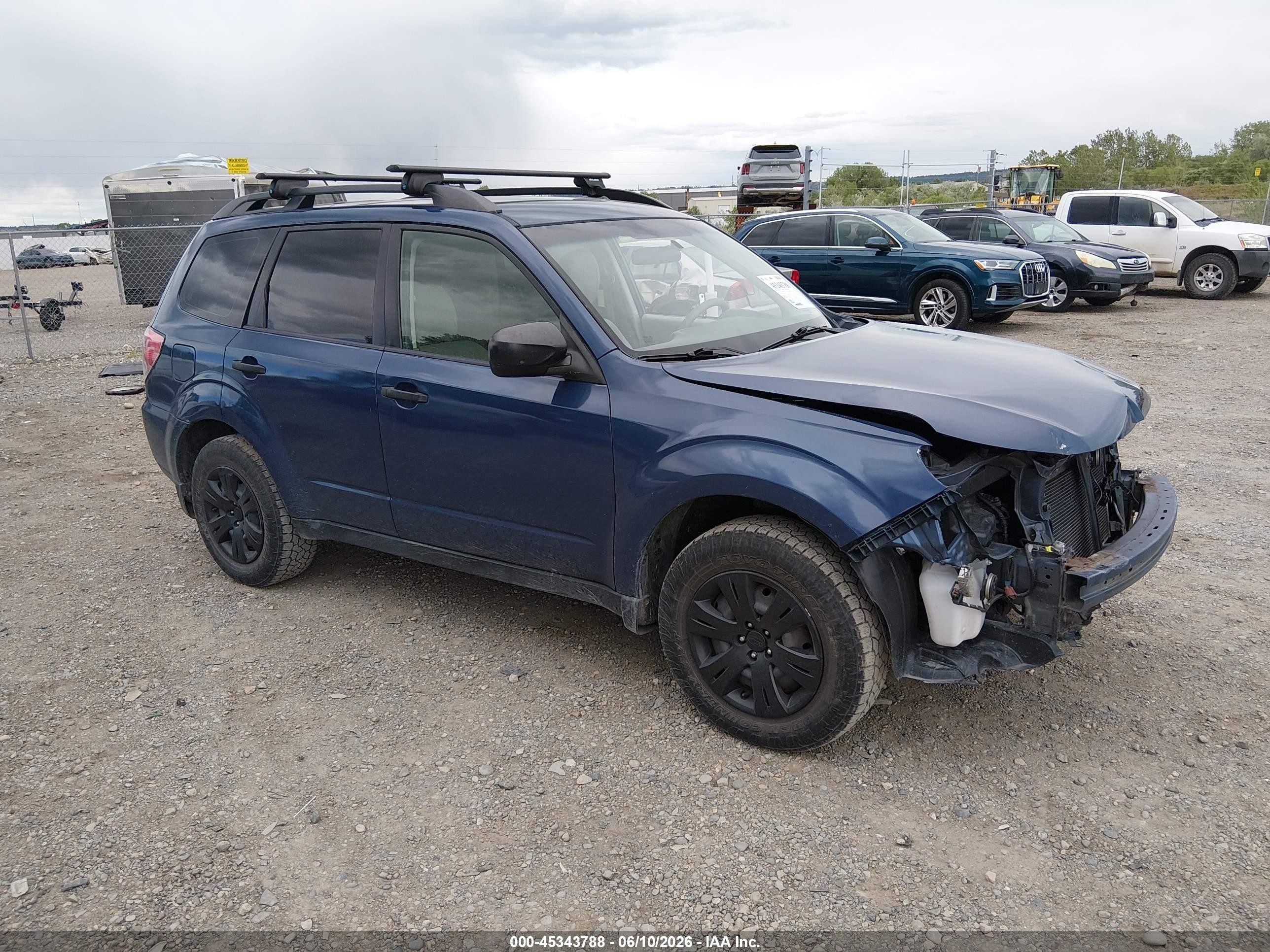 2013 Subaru Forester 2.5x Dark Blue vin: JF2SHABC9DG420188