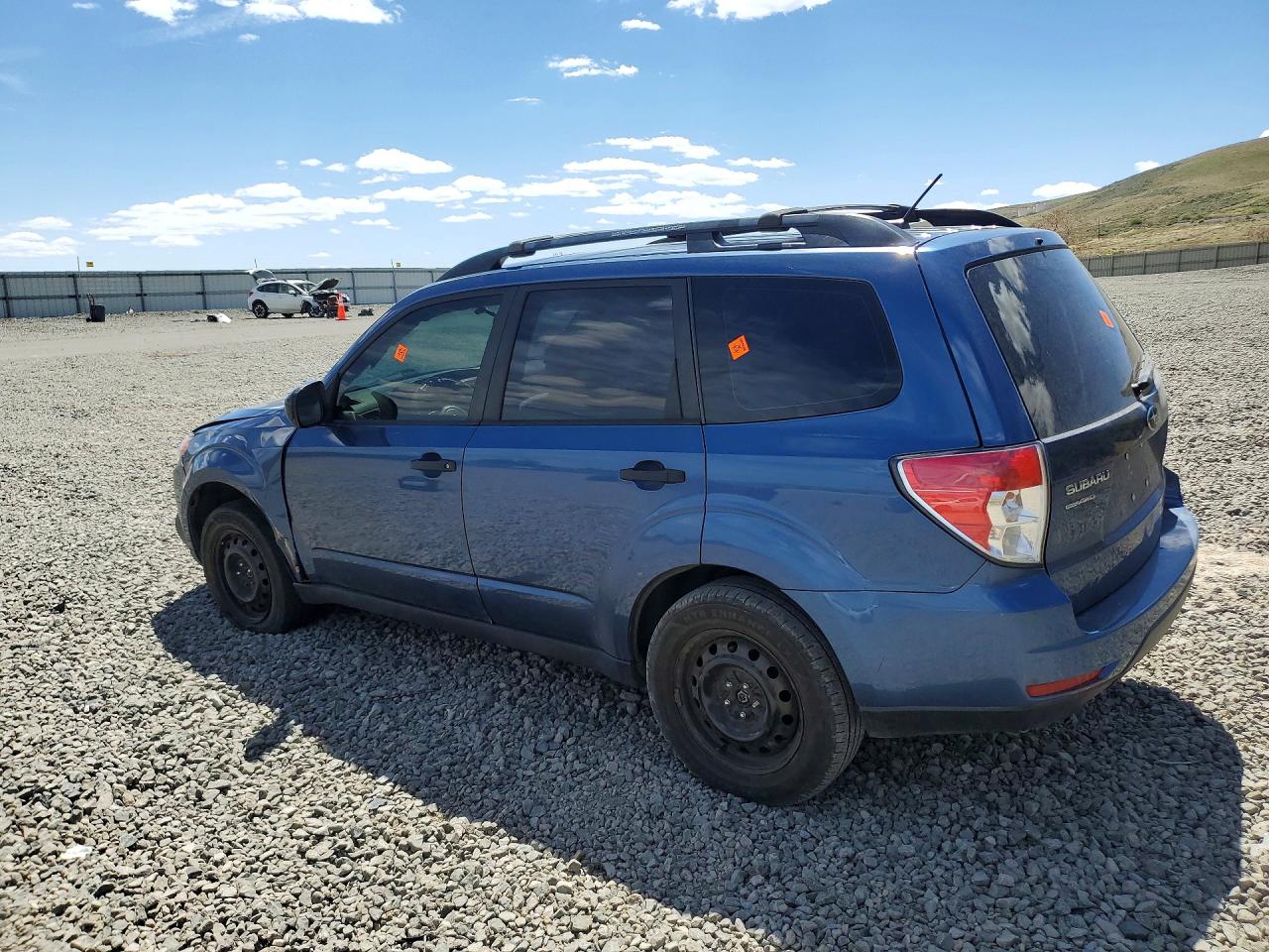 2013 Subaru Forester 2.5x Blue vin: JF2SHABC9DH402025